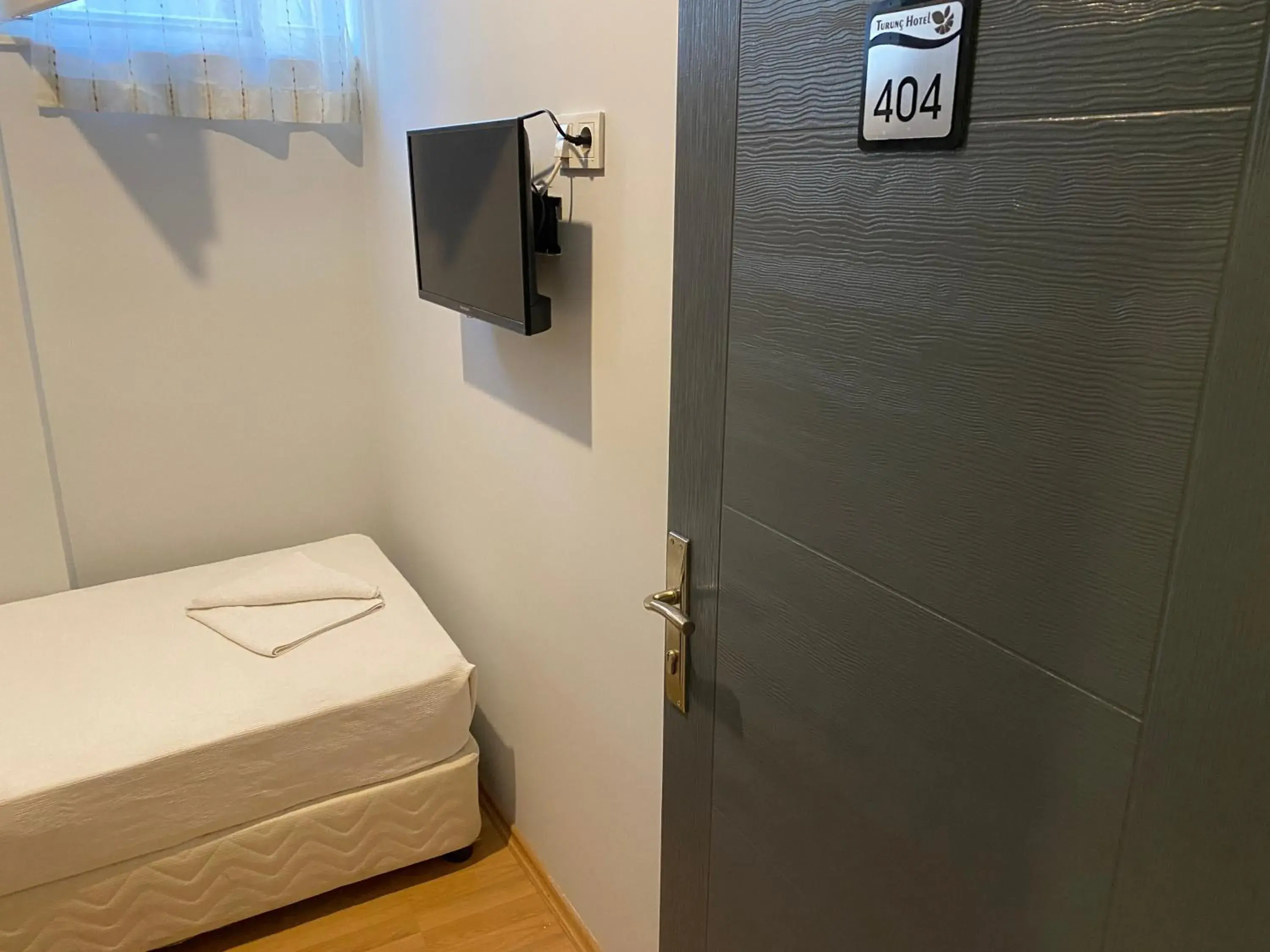 Standard Single Room with Shared Bathroom - single occupancy in Turunç Hotel ANTALYA Standard Single Room with Shared Bathroom - single occupancy in Turunç Hotel ANTALYA