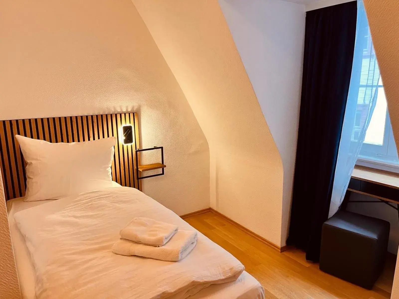 Single Room in Hotel Zum Pfalzgrafen Single Room in Hotel Zum Pfalzgrafen