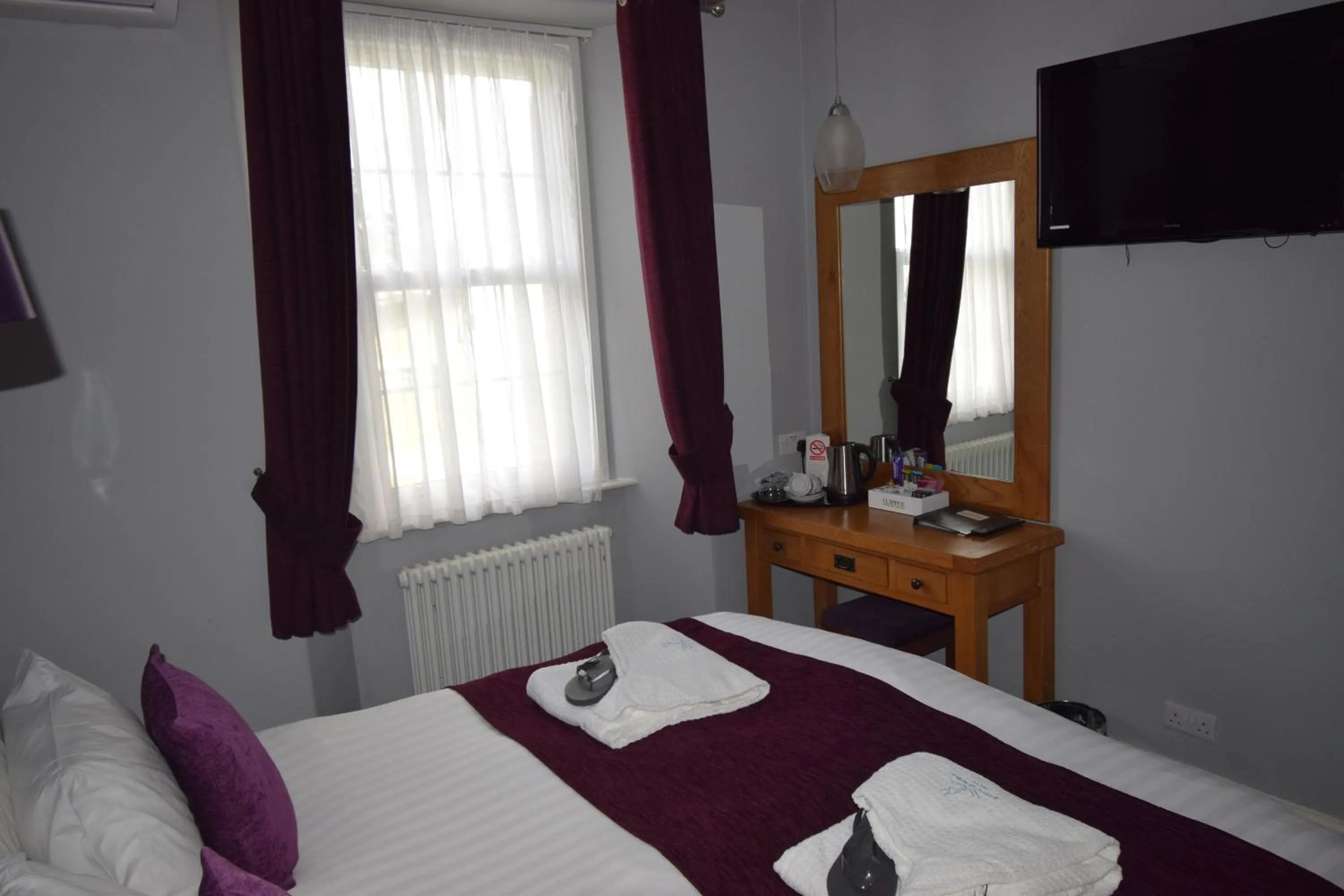 Bedroom, Bed in Lincombe Hall Hotel & Spa - Just for Adults