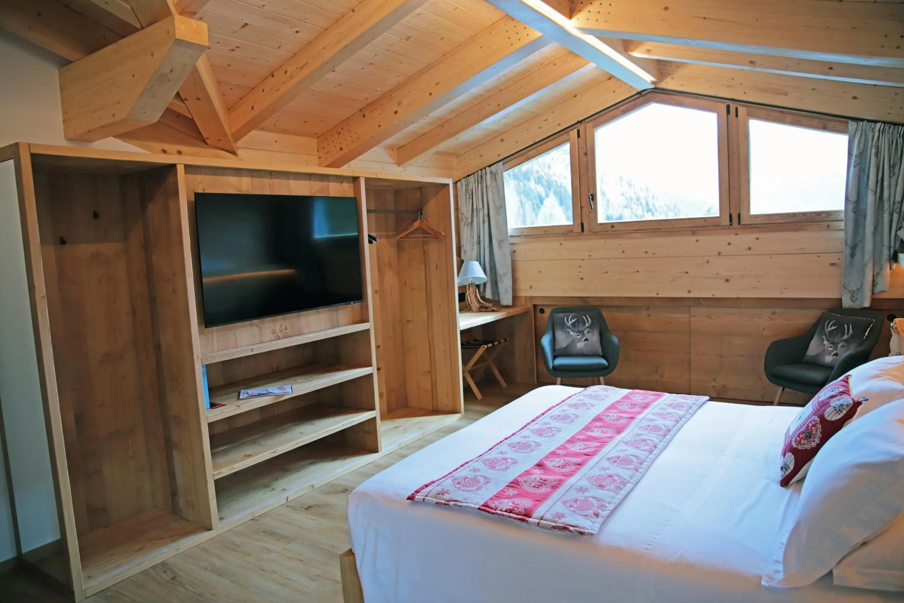 Bedroom, Bed in Albergo Scoiattolo