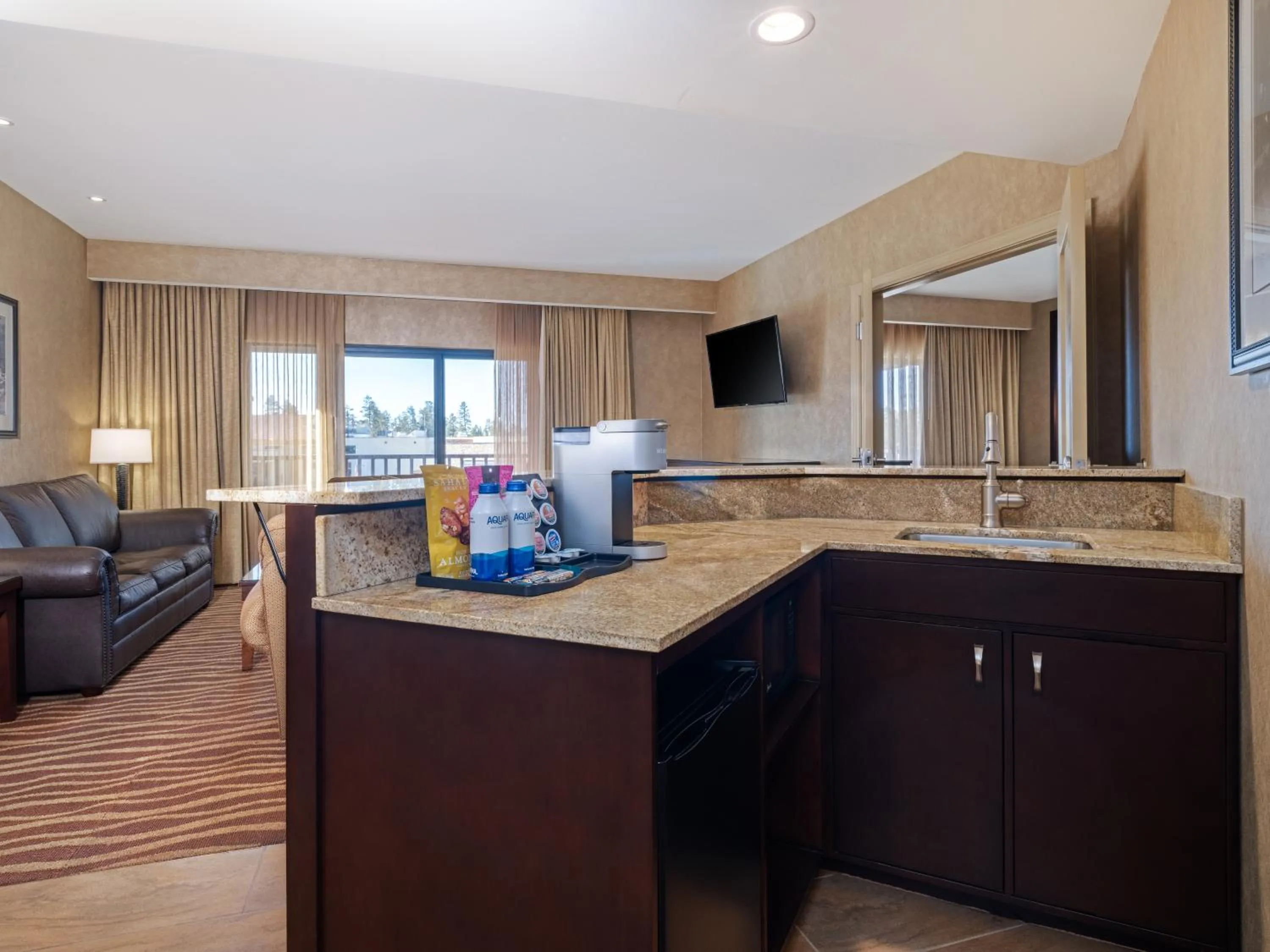 Kitchen or kitchenette in Holiday Inn Resort The Squire at Grand Canyon by IHG