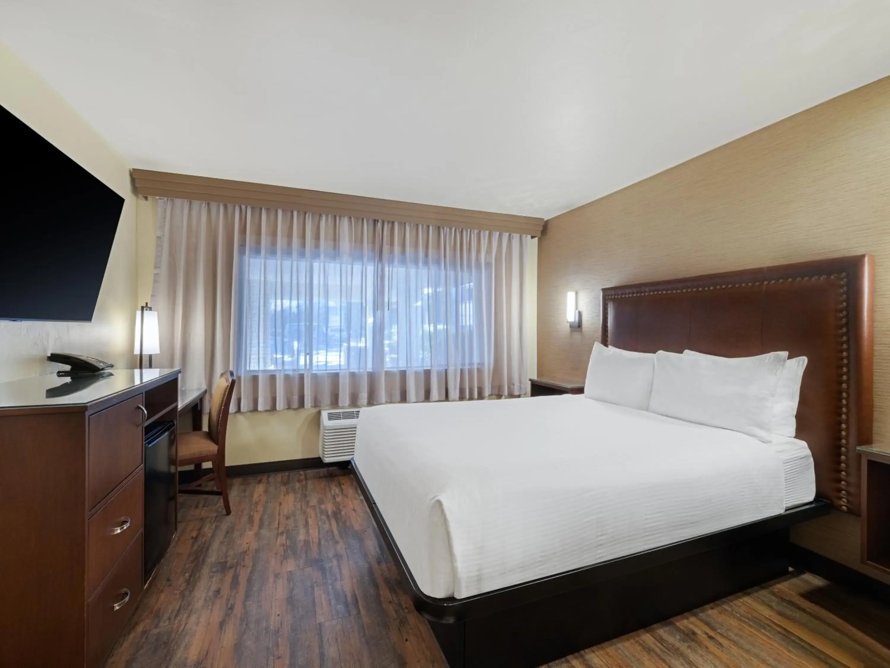 Bedroom, Bed in Holiday Inn Resort The Squire at Grand Canyon by IHG Bedroom, Bed in Holiday Inn Resort The Squire at Grand Canyon by IHG