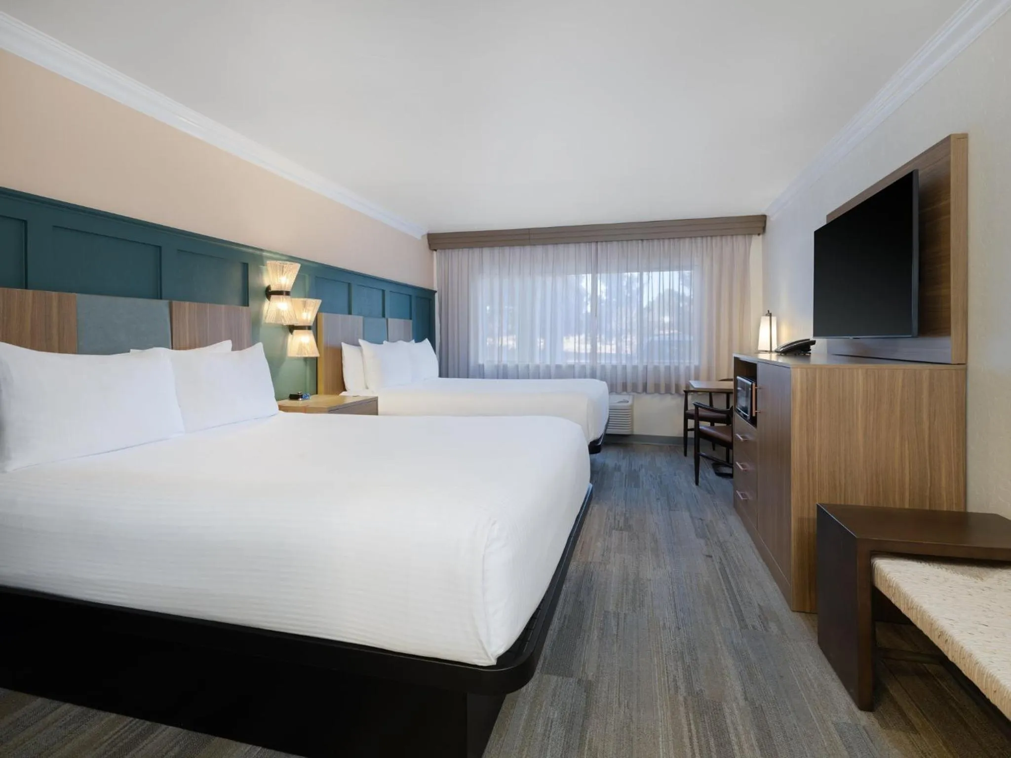 Photo of the whole room, Bed in Holiday Inn Resort The Squire at Grand Canyon by IHG