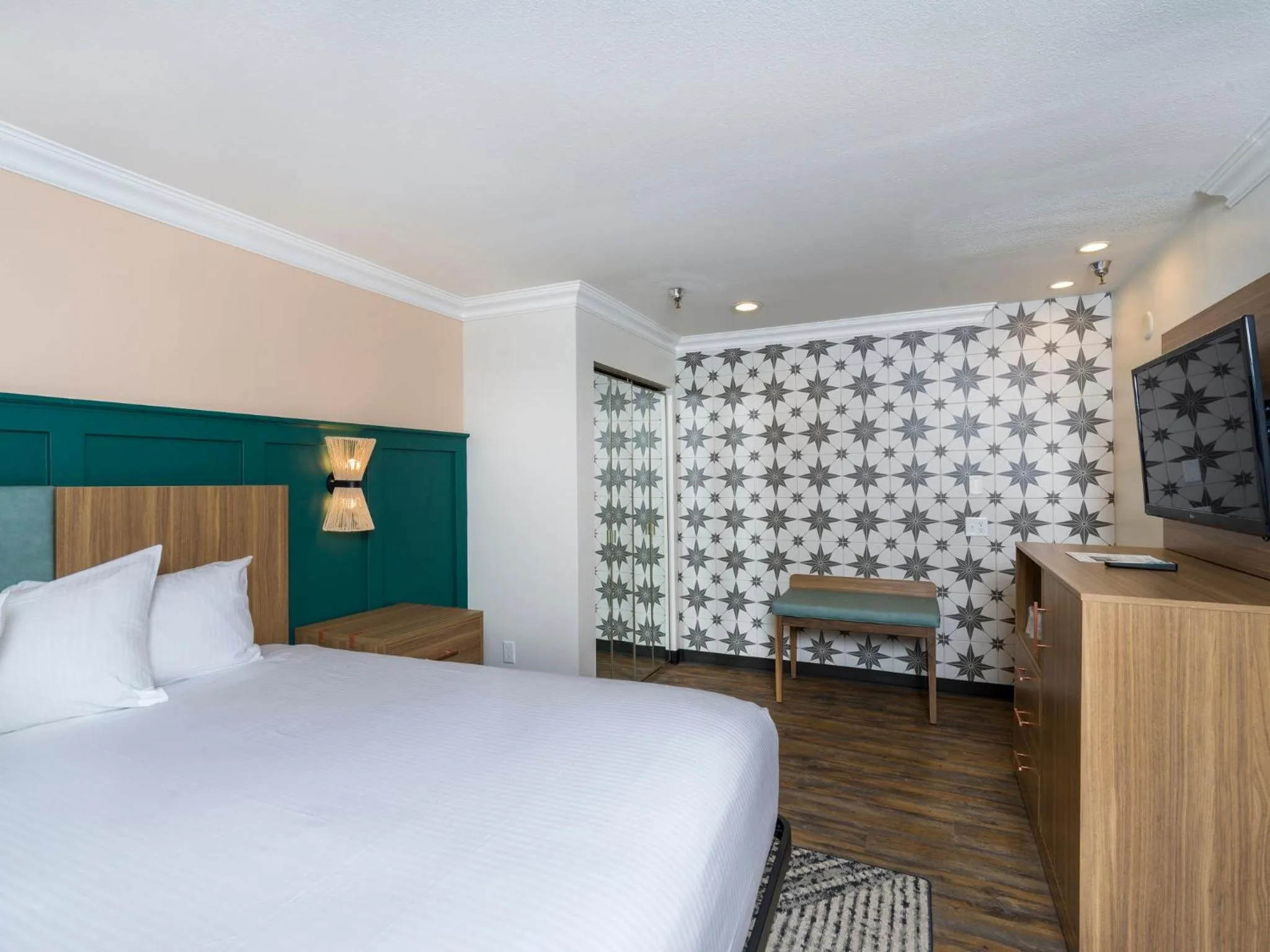 Photo of the whole room, Bed in Holiday Inn Resort The Squire at Grand Canyon by IHG