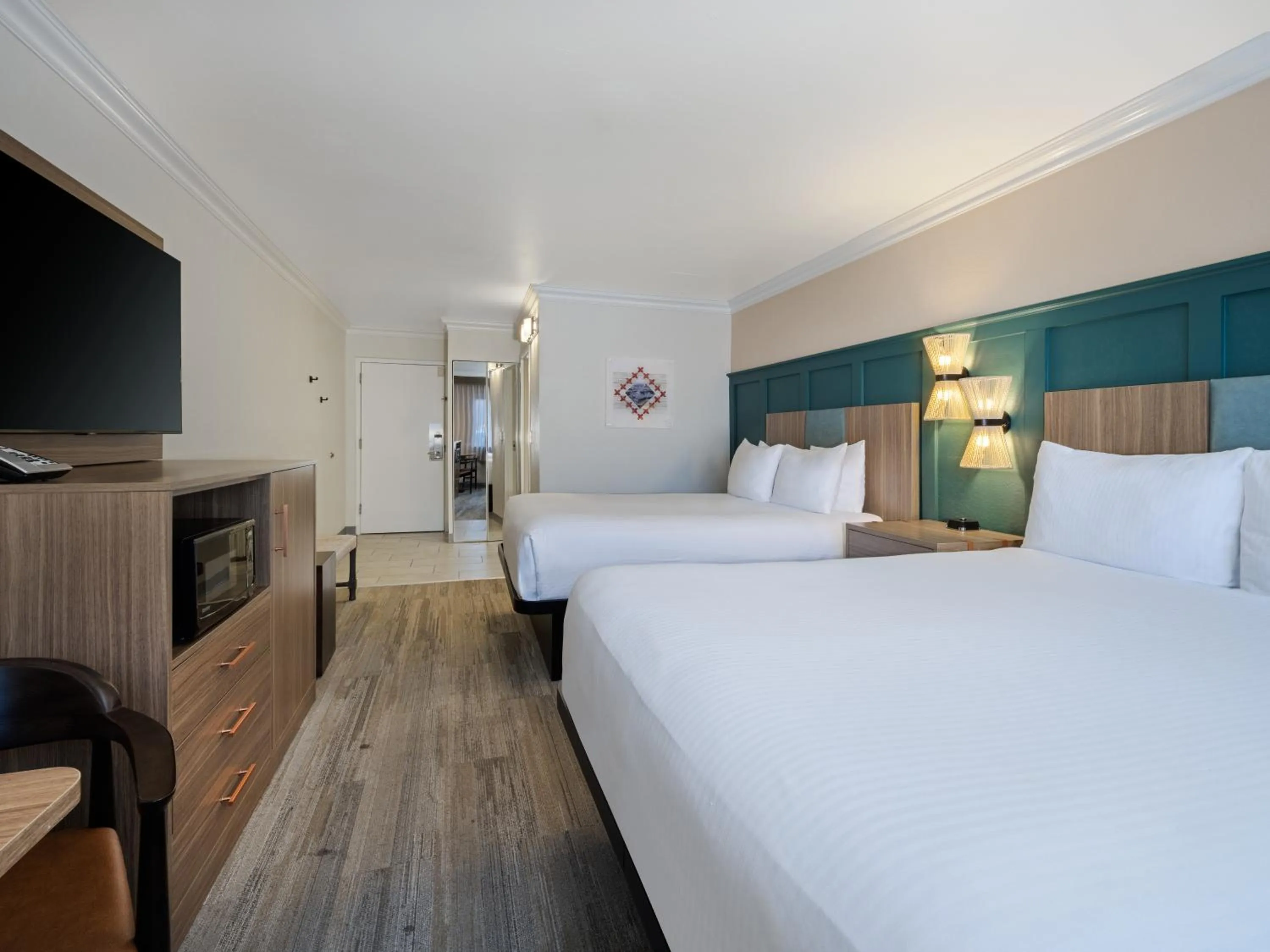 Bedroom, Bed in Holiday Inn Resort The Squire at Grand Canyon by IHG