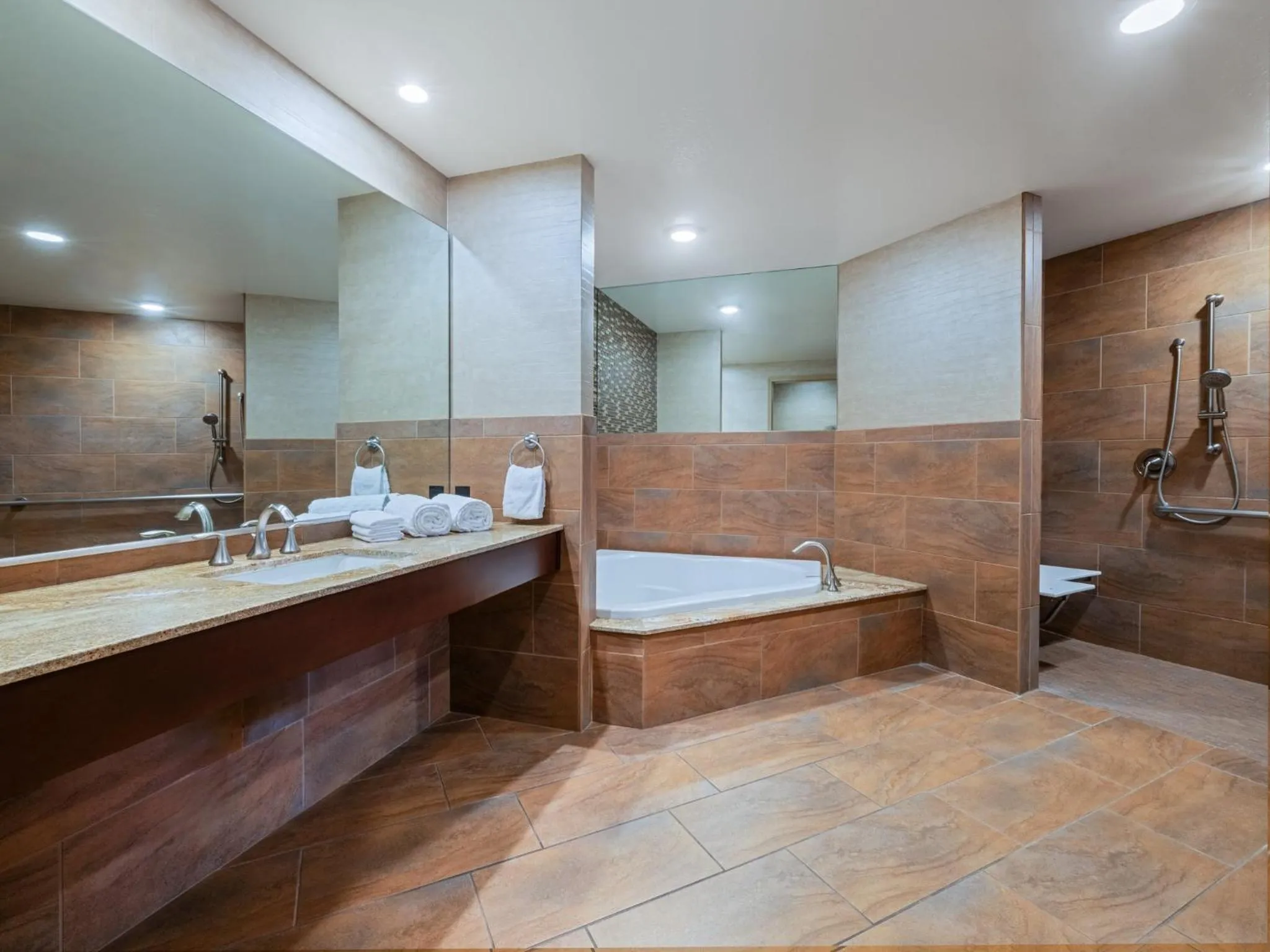 Bedroom in Holiday Inn Resort The Squire at Grand Canyon by IHG