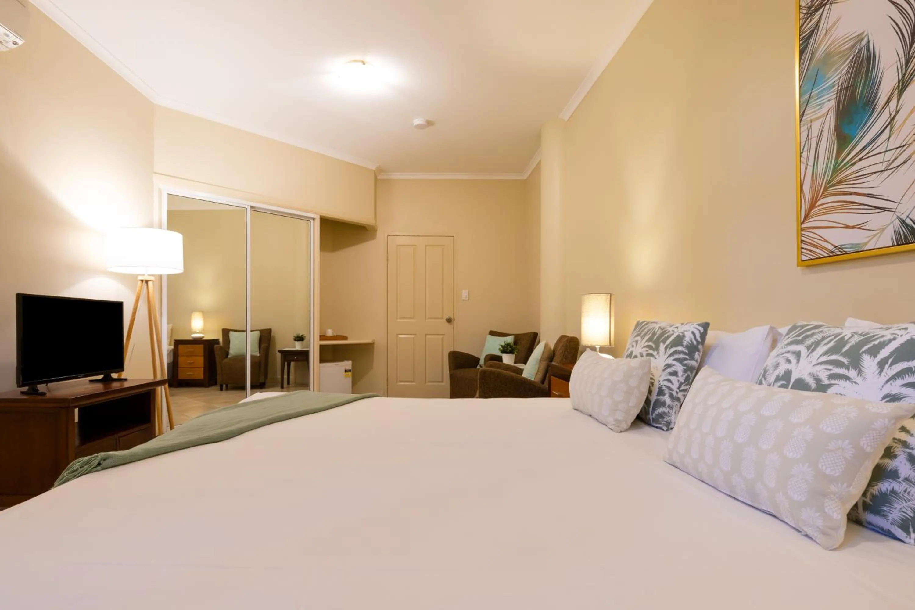 Bedroom, Bed in The Mediterranean Port Douglas