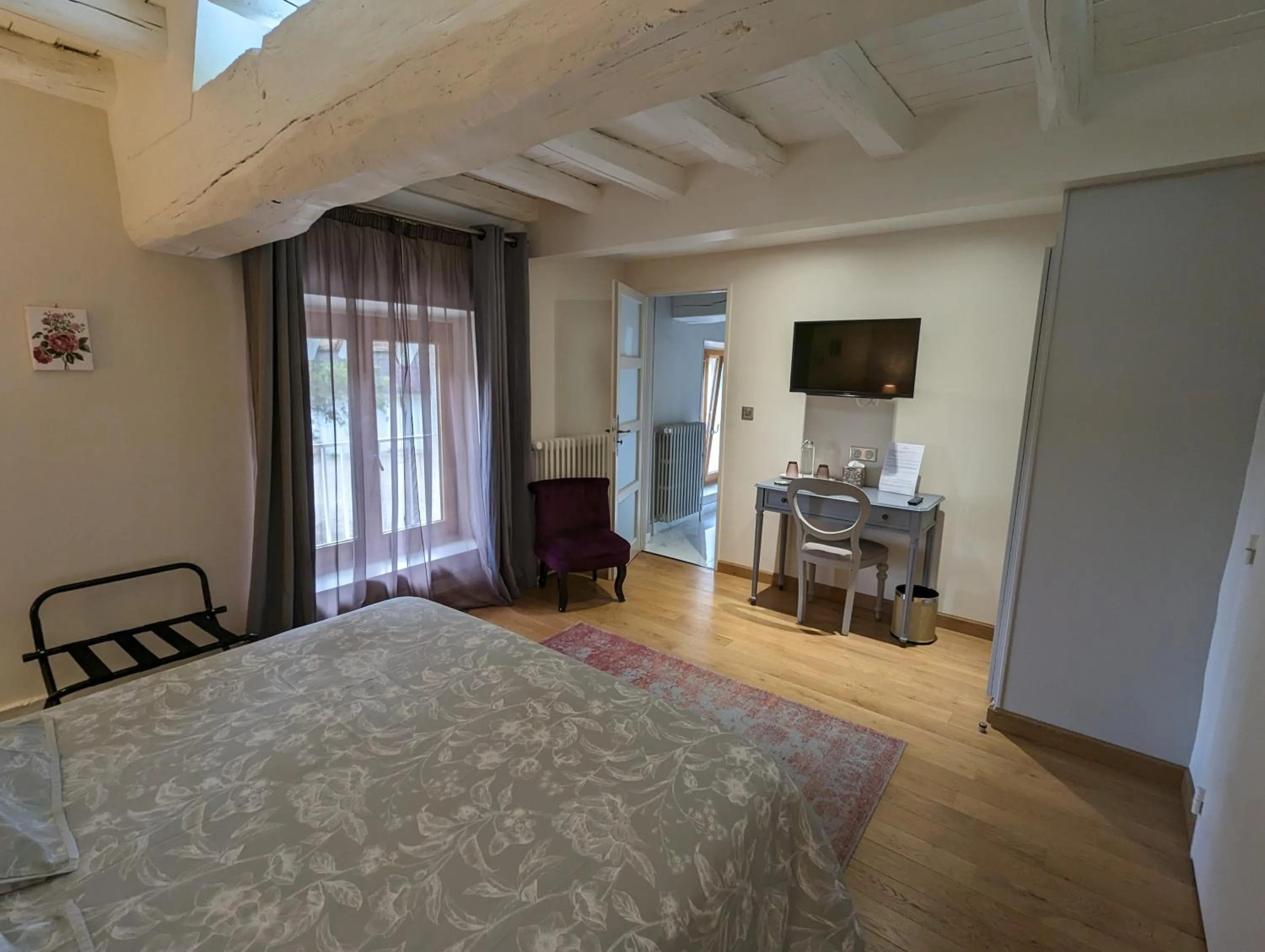 Bedroom in La Barbotiere