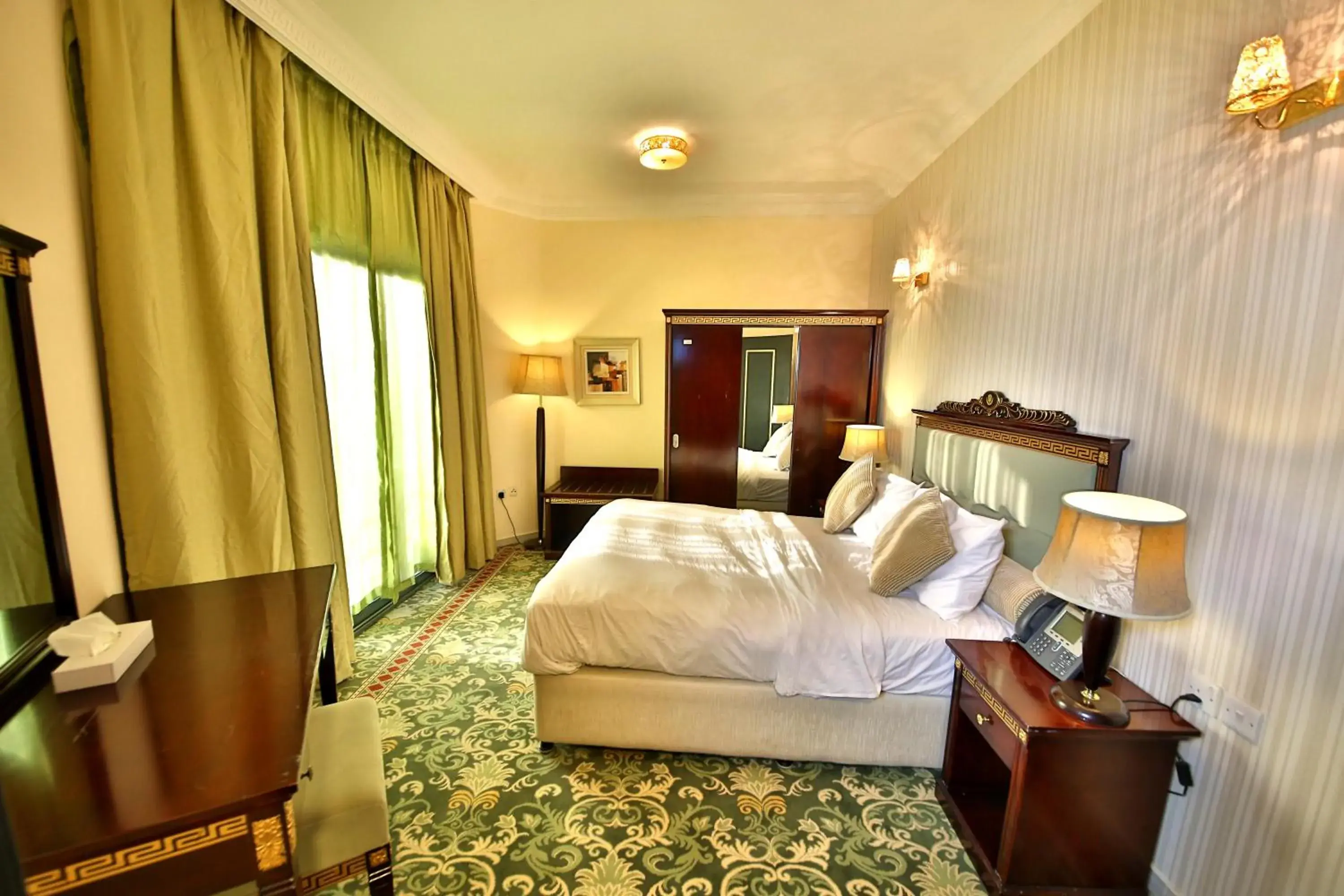 Other, Bed in Midtown Furnished Apartments Other, Bed in Midtown Furnished Apartments