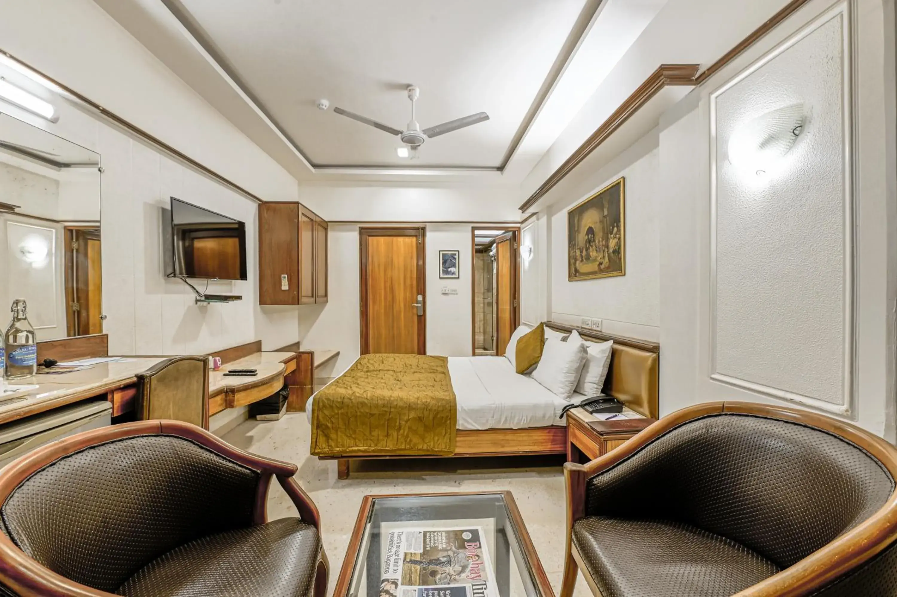 Regal Enclave Regal Enclave