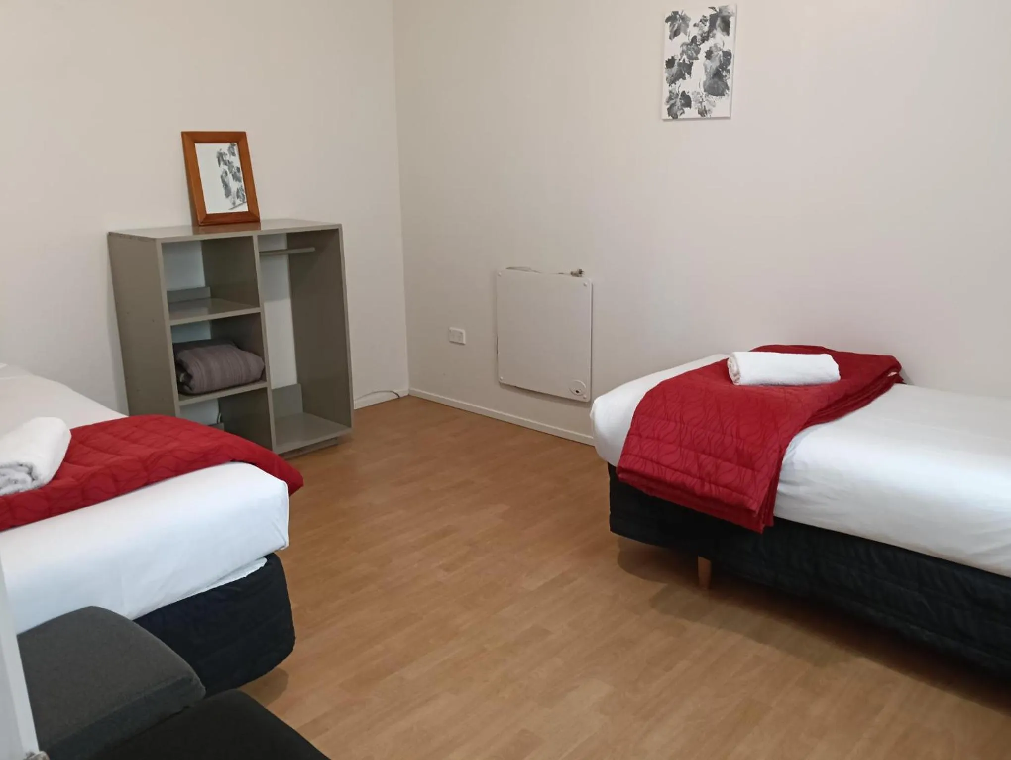 Bed in Woodlands Motel