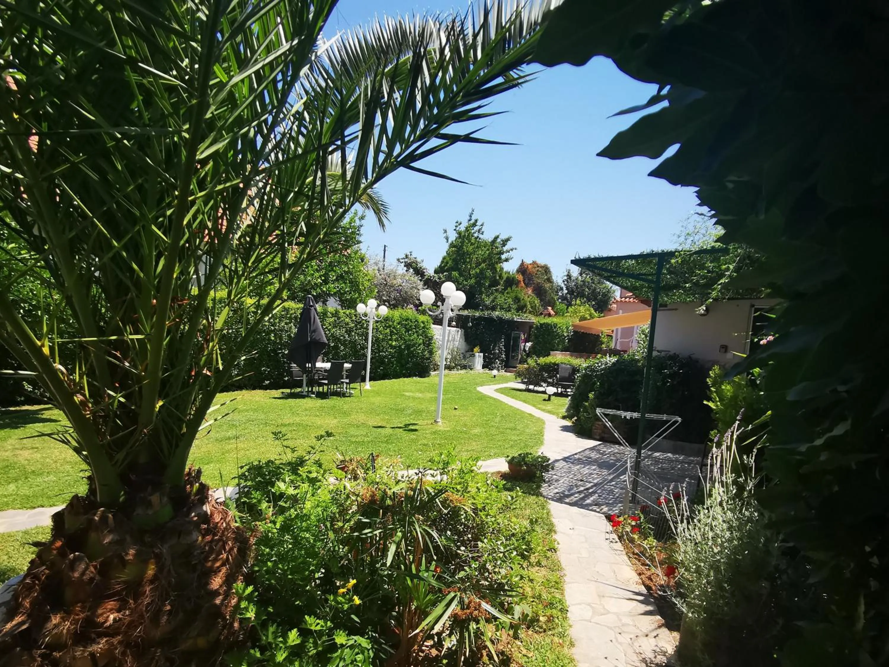 Garden in Natalie Apartments
