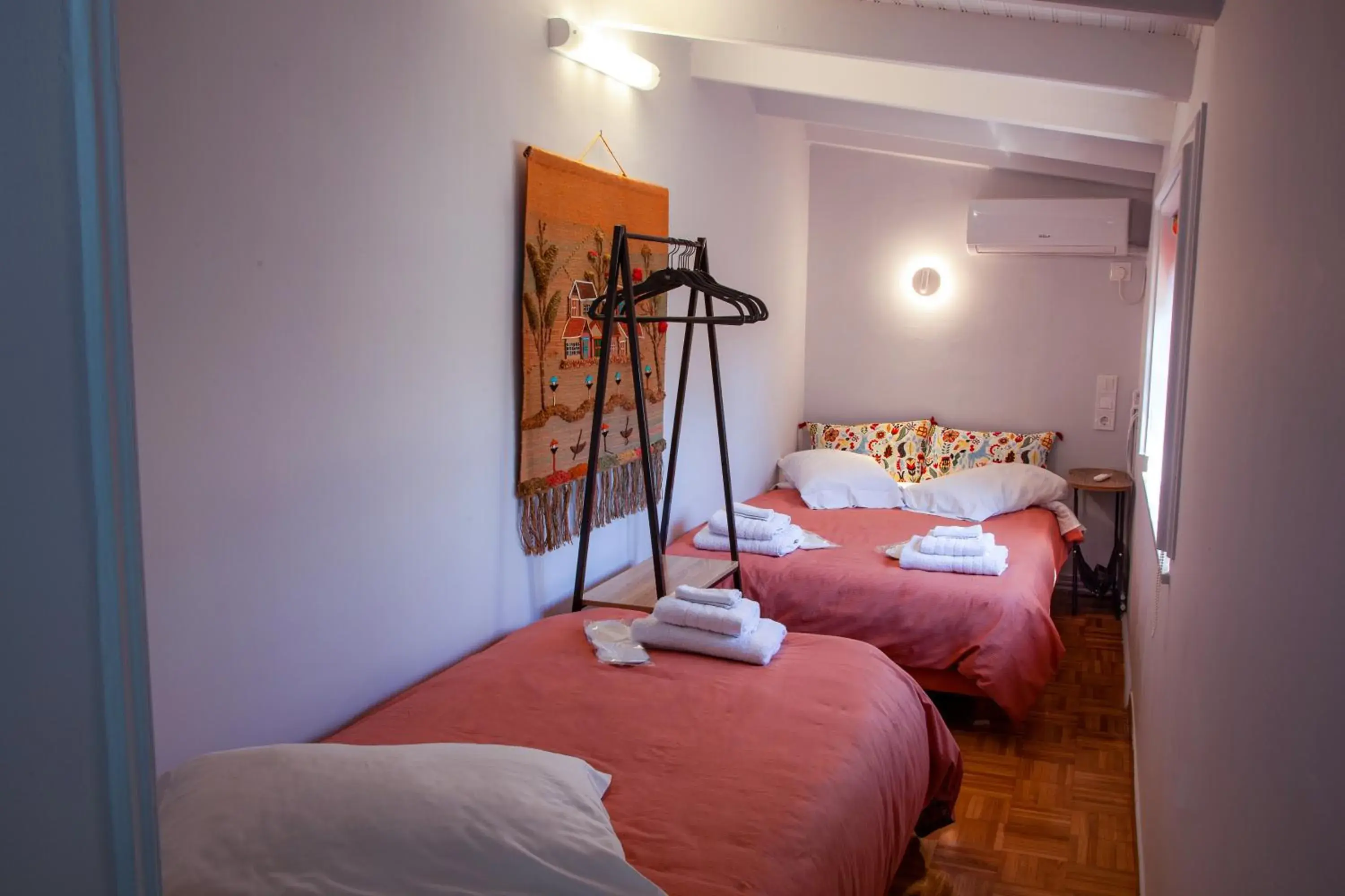 Bed in Natalie Apartments Bed in Natalie Apartments