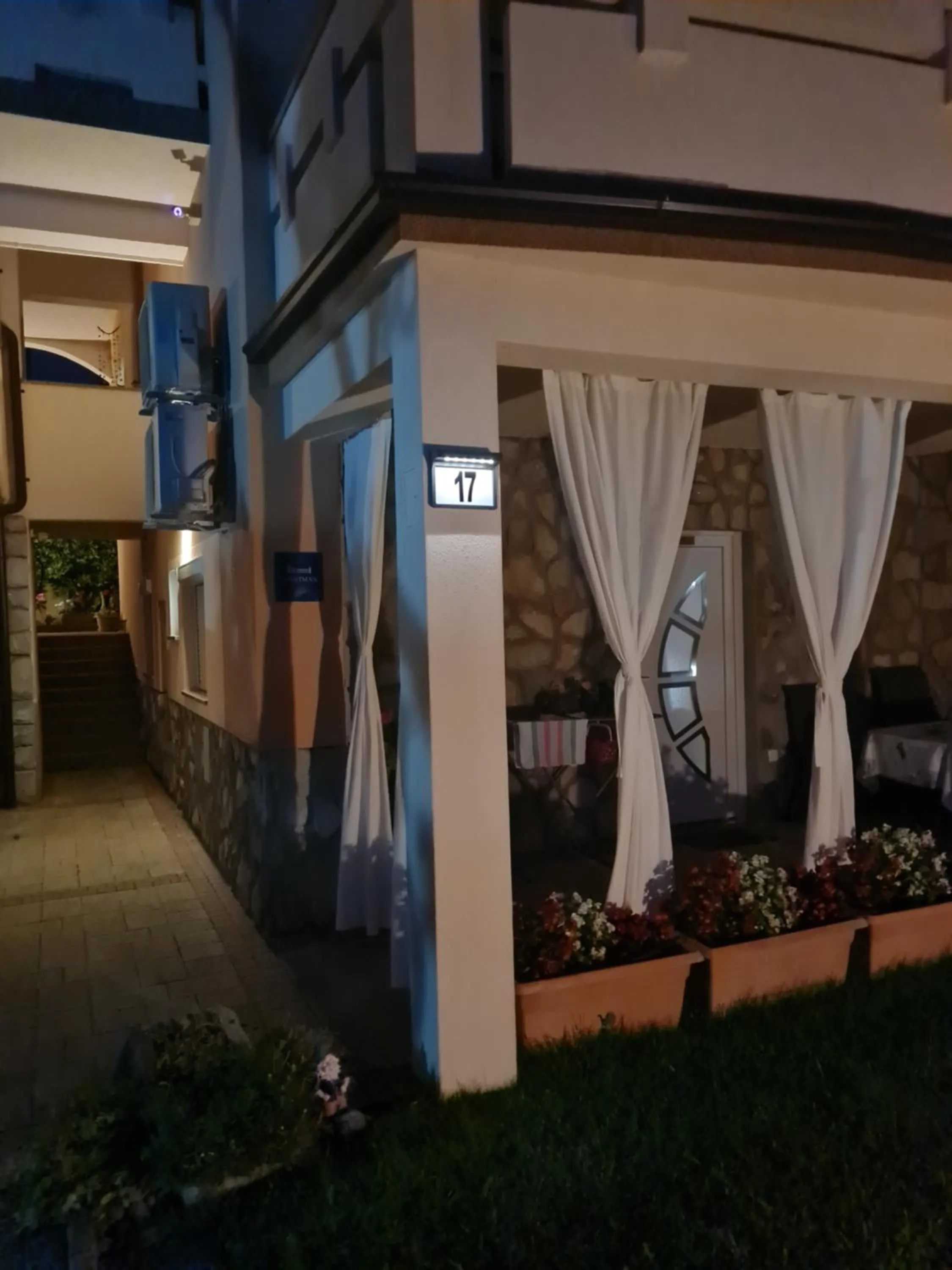 Property building in Apartman Ruza