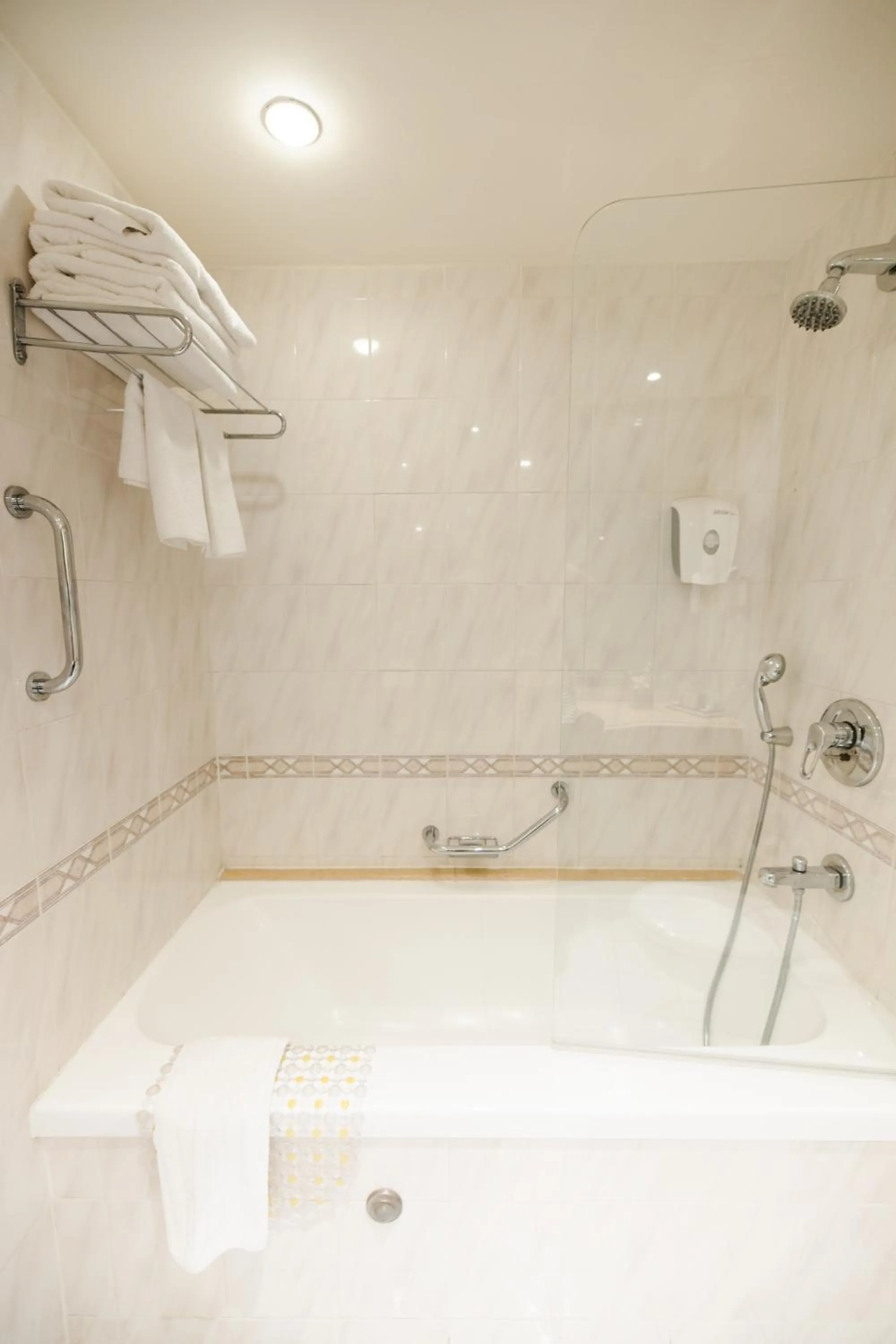 Bathroom in Grand Court Hotel