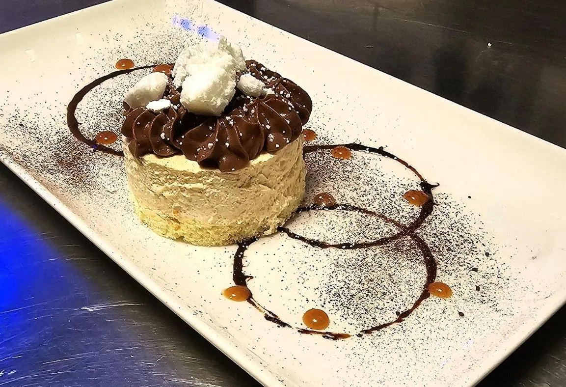 Restaurant/places to eat in Logis Hotel Gai Soleil