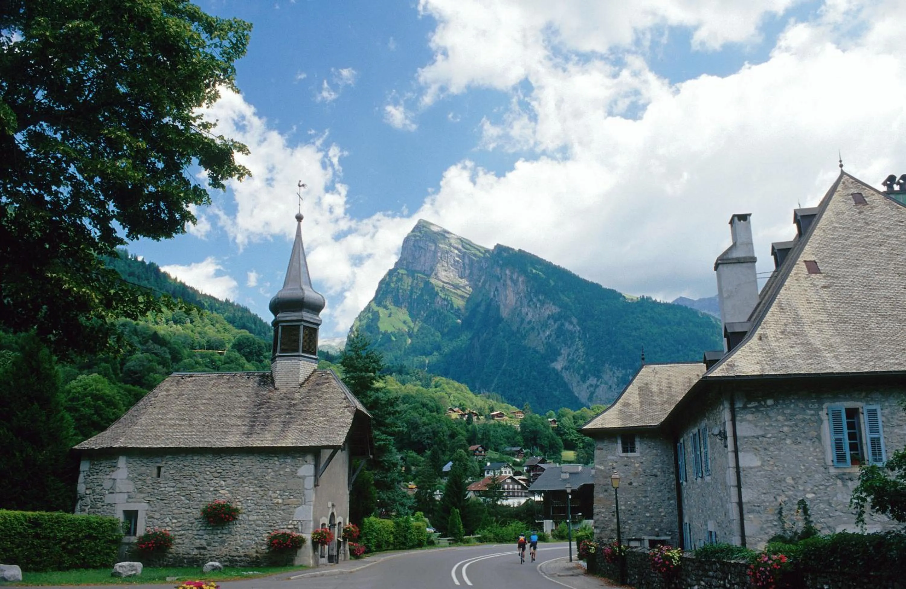 Area and facilities in Logis Hotel Gai Soleil