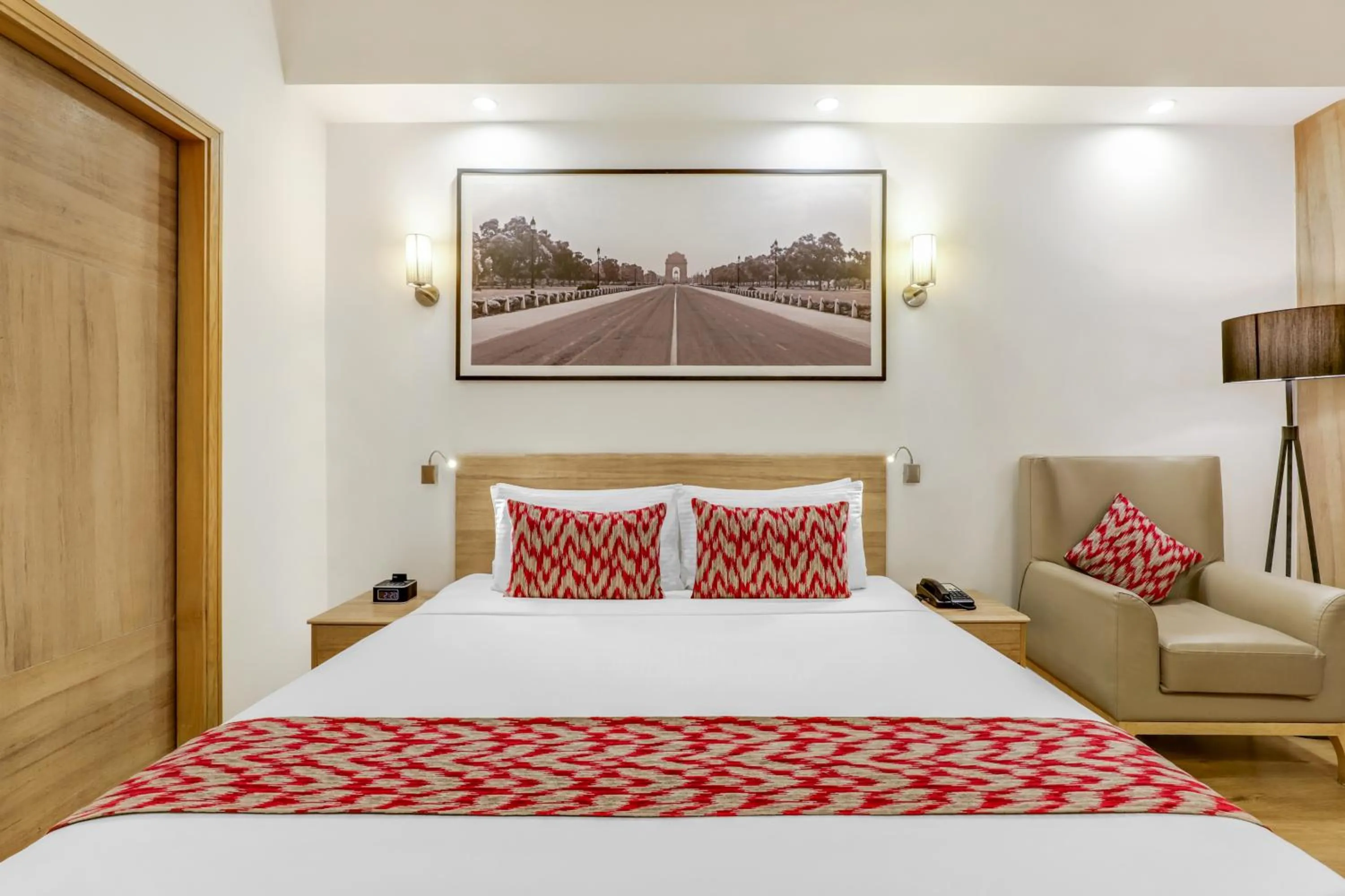 Bedroom, Bed in Lemon Tree Premier City Center
