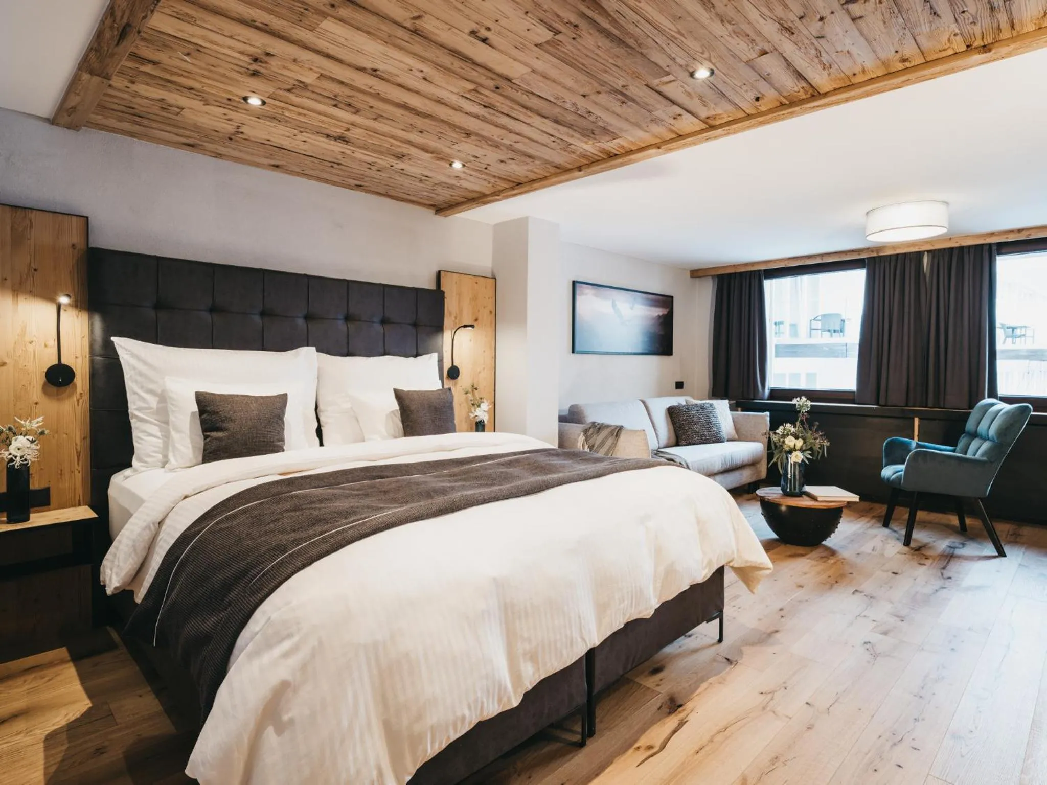 Photo of the whole room, Bed in VAYA Nauders