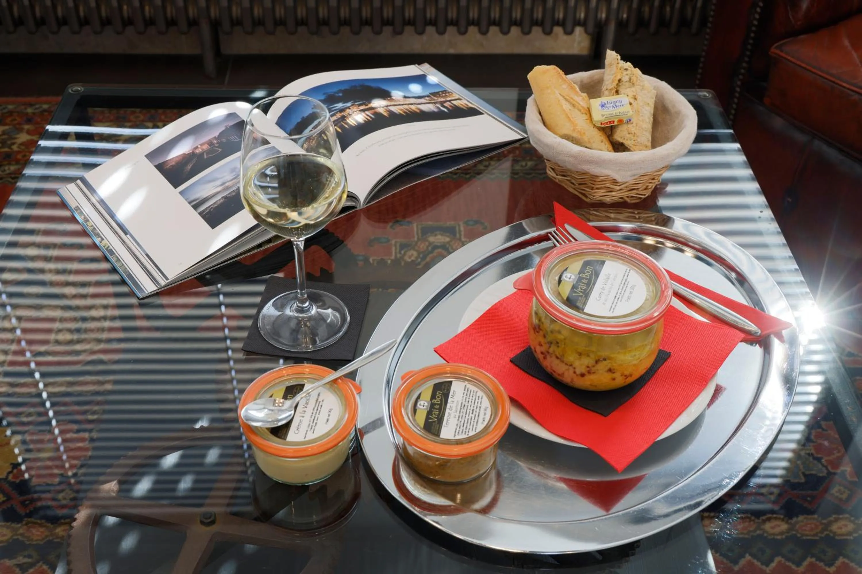 Meals in Hotel Le Cercle