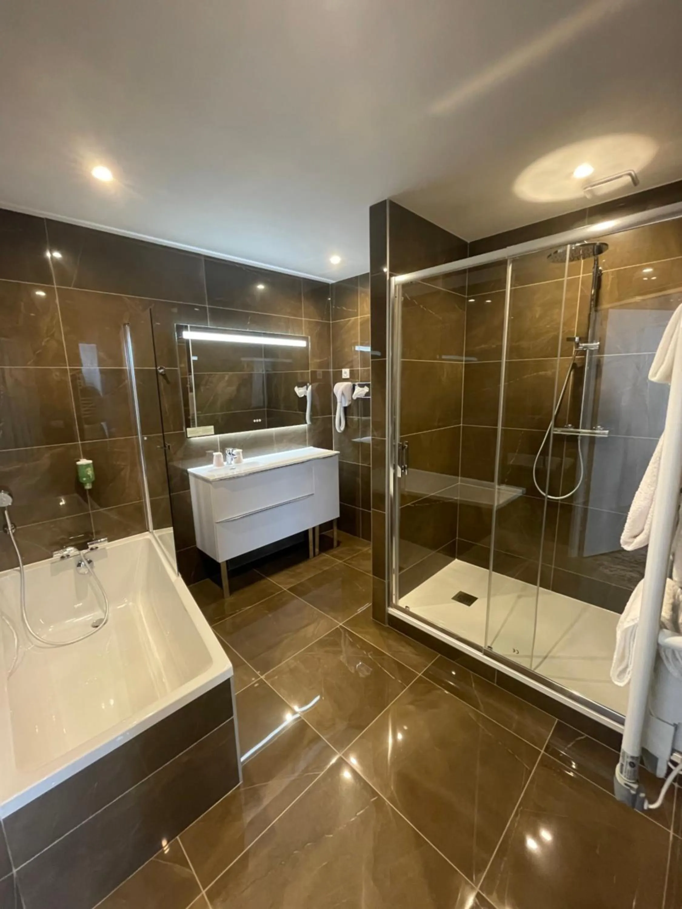 Bathroom in Hotel Le Cercle