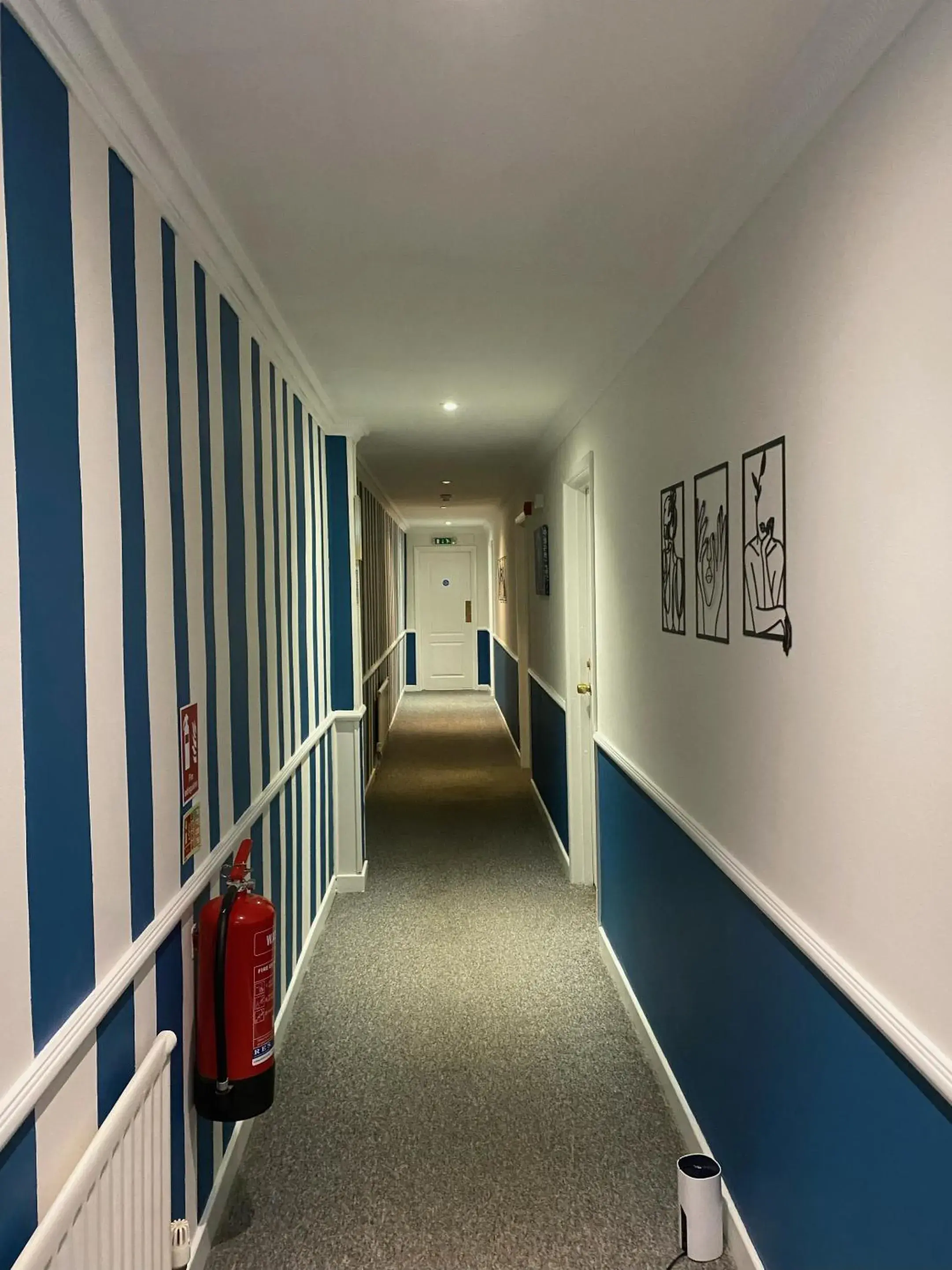 Lobby or reception, Bed in The George Hotel Pangbourne Lobby or reception, Bed in The George Hotel Pangbourne