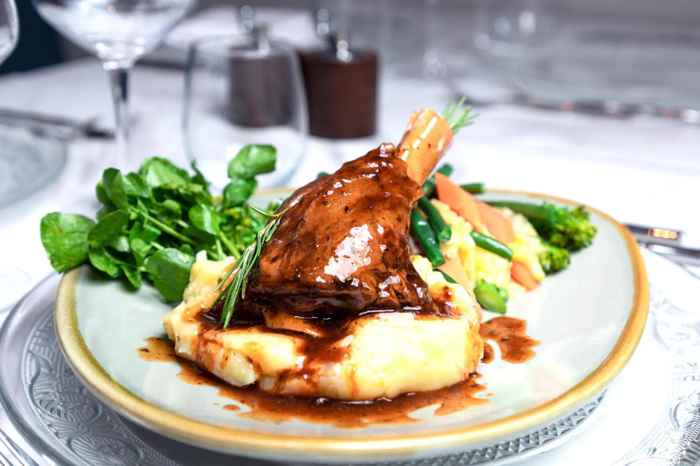 The George Hotel The George Hotel