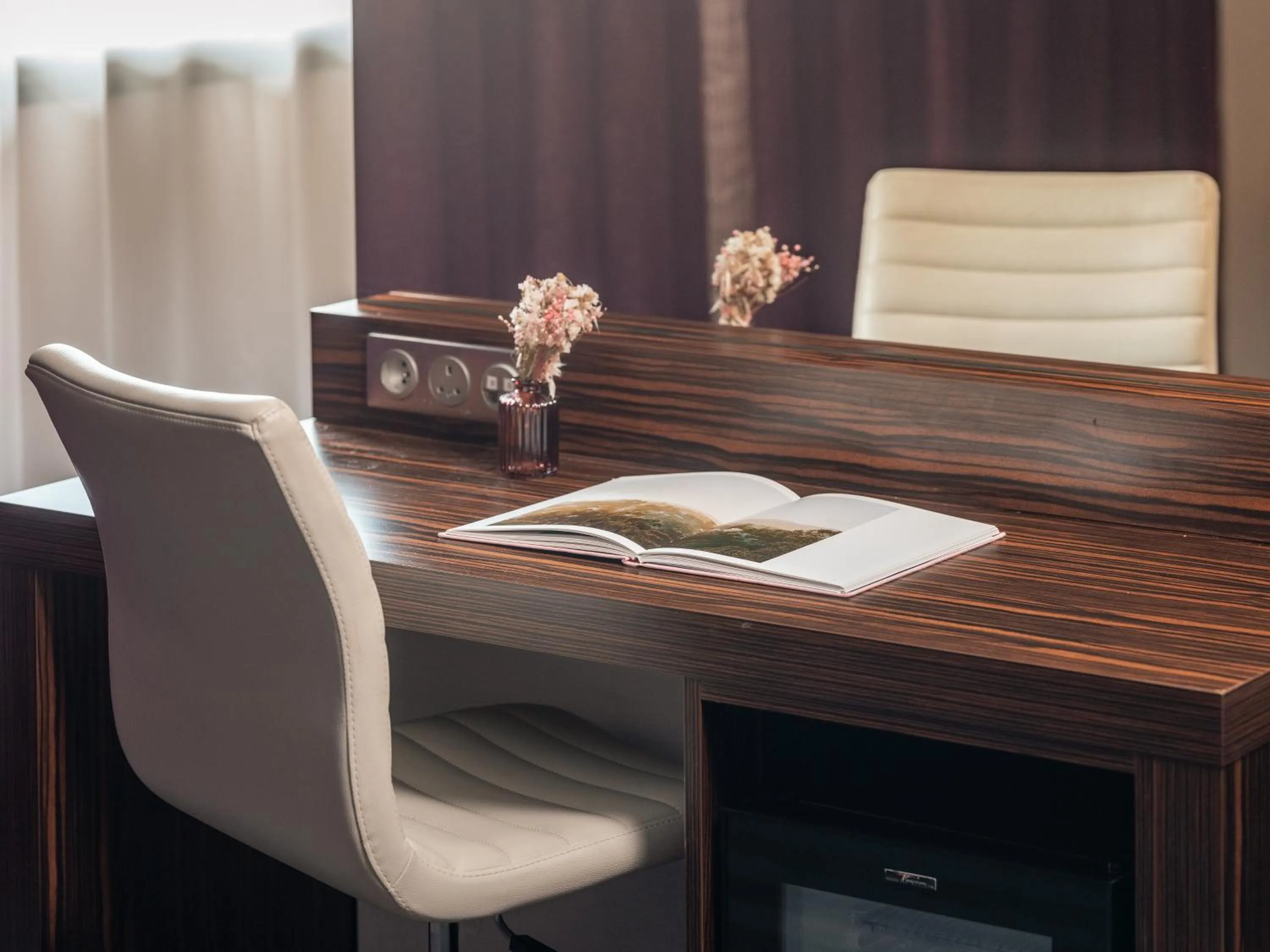 Bedroom in Holiday Inn Toulouse Airport by IHG