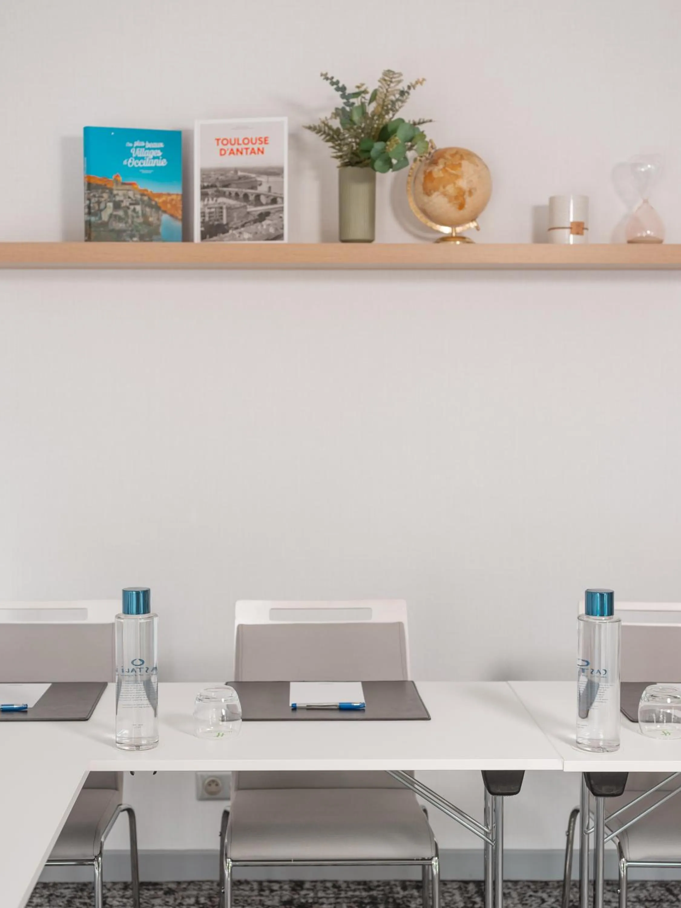 Meeting/conference room in Holiday Inn Toulouse Airport by IHG