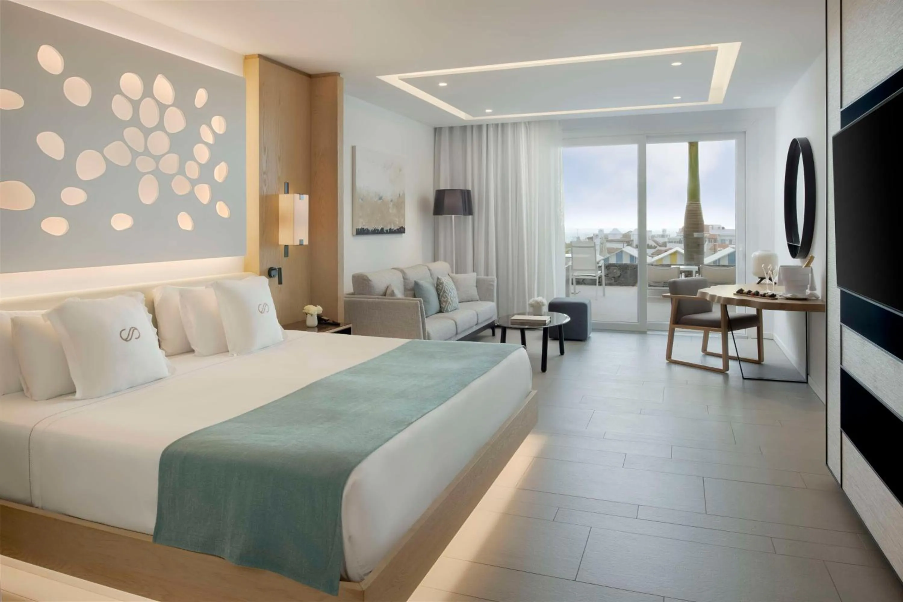 Photo of the whole room, Bed in Royal Hideaway Corales Beach - Adults Only