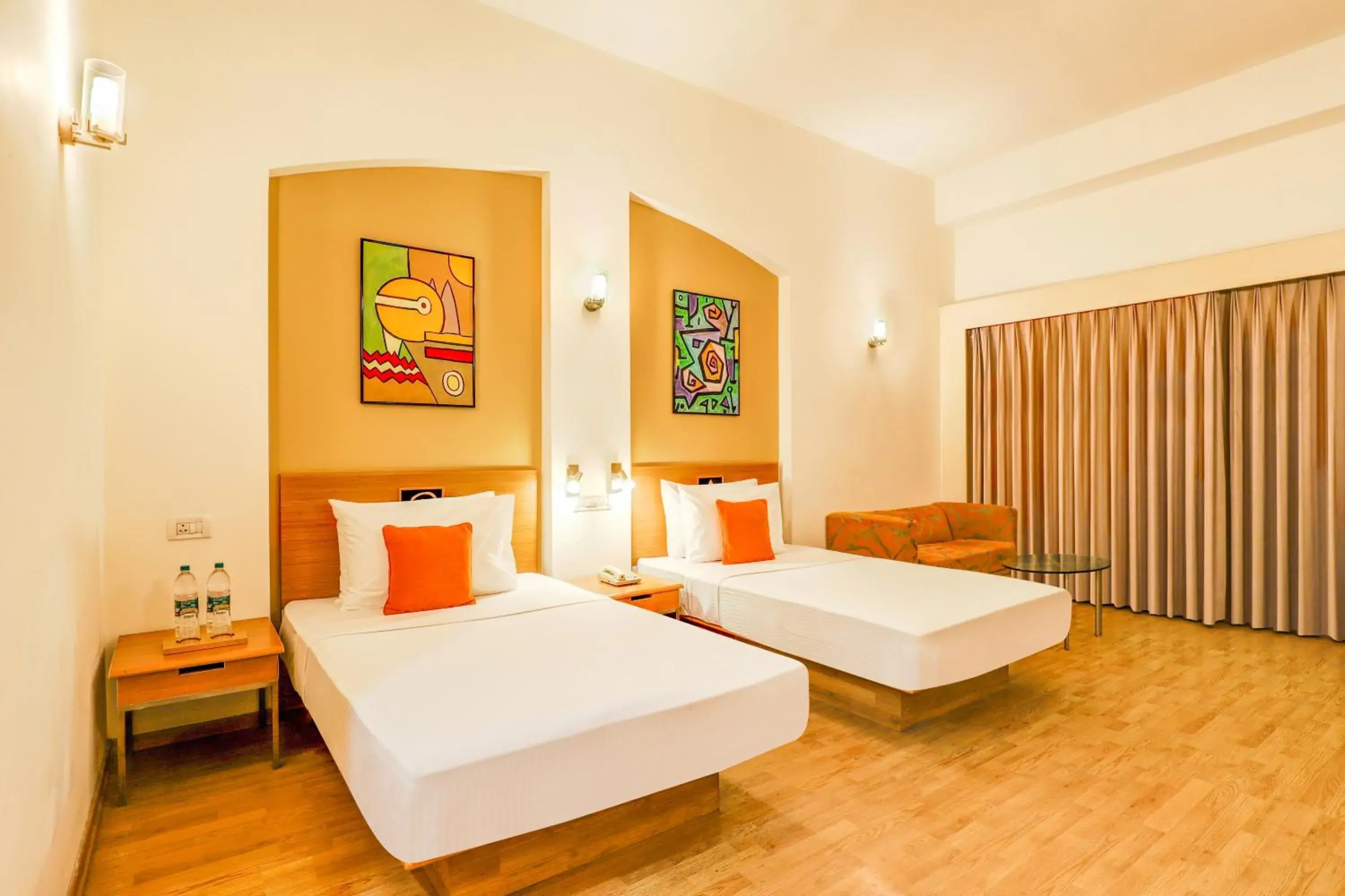 Bed in Lemon Tree Hotel, East Delhi Mall, Kaushambi Bed in Lemon Tree Hotel, East Delhi Mall, Kaushambi