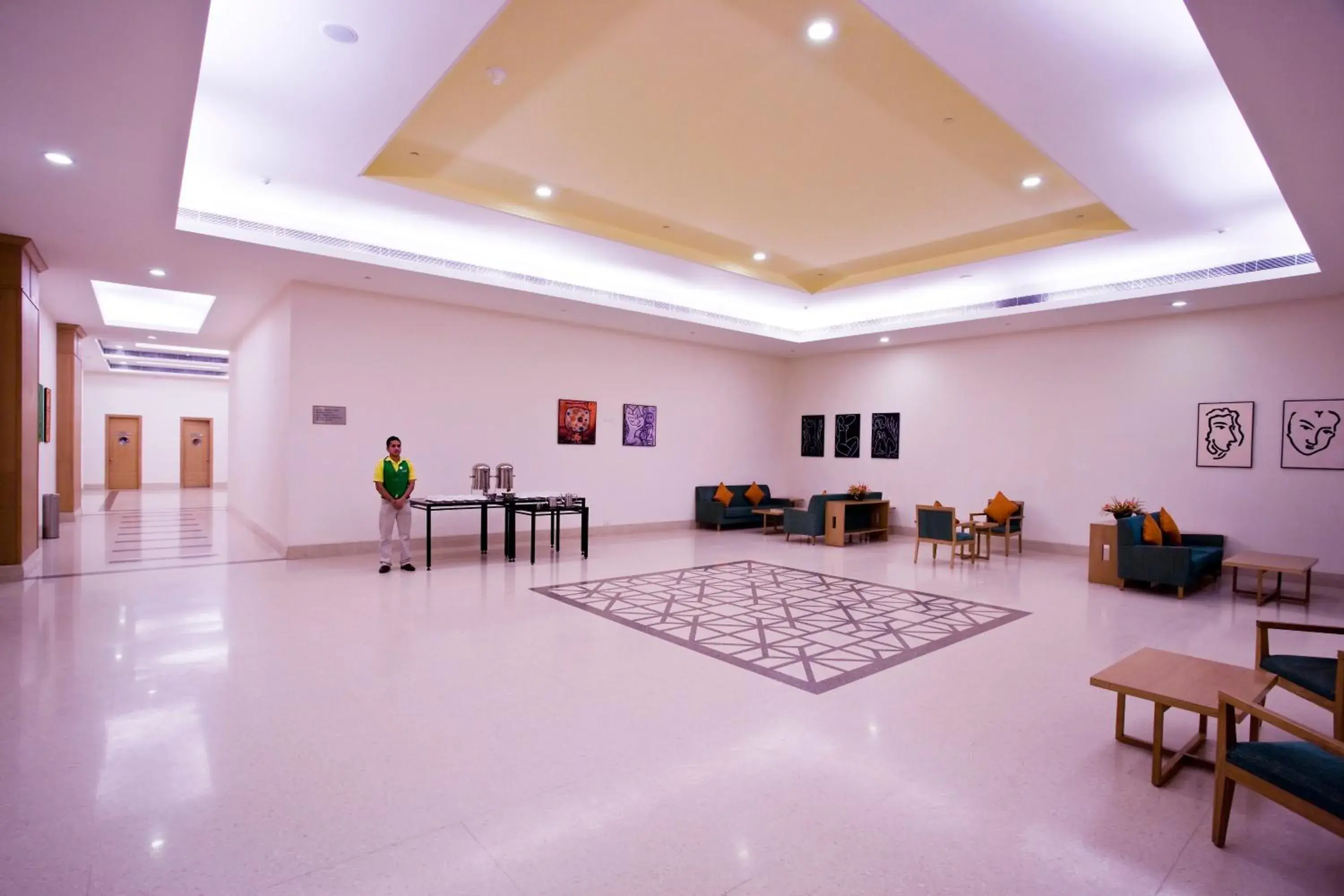Lobby or reception in Lemon Tree Hotel, East Delhi Mall, Kaushambi Lobby or reception in Lemon Tree Hotel, East Delhi Mall, Kaushambi