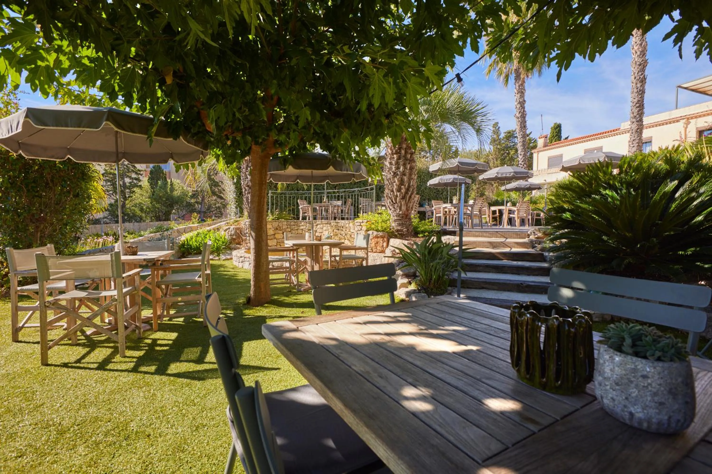 Garden in Van der Valk Hotel Le Catalogne Saint Aygulf