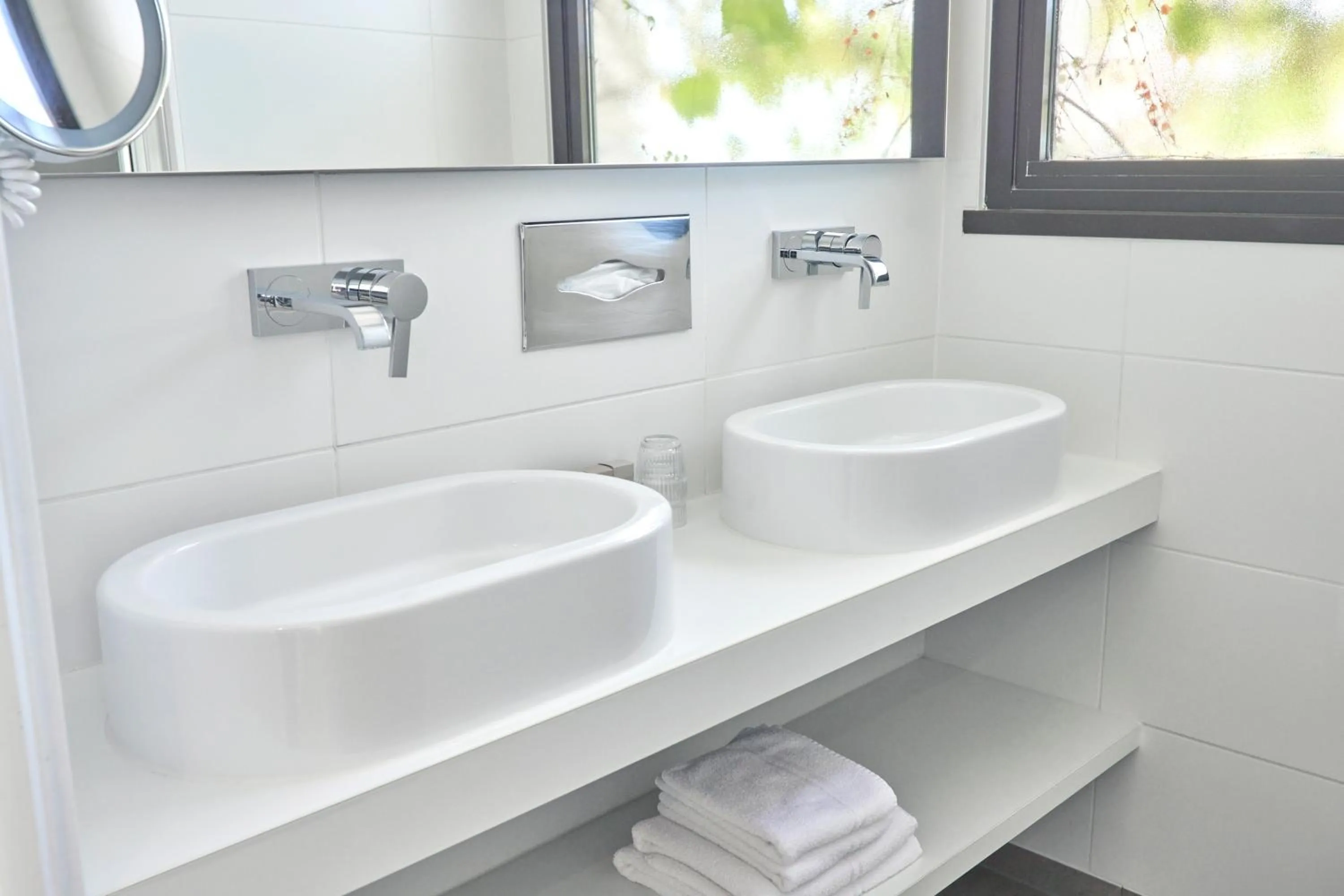 Bathroom in Van der Valk Hotel Le Catalogne Saint Aygulf