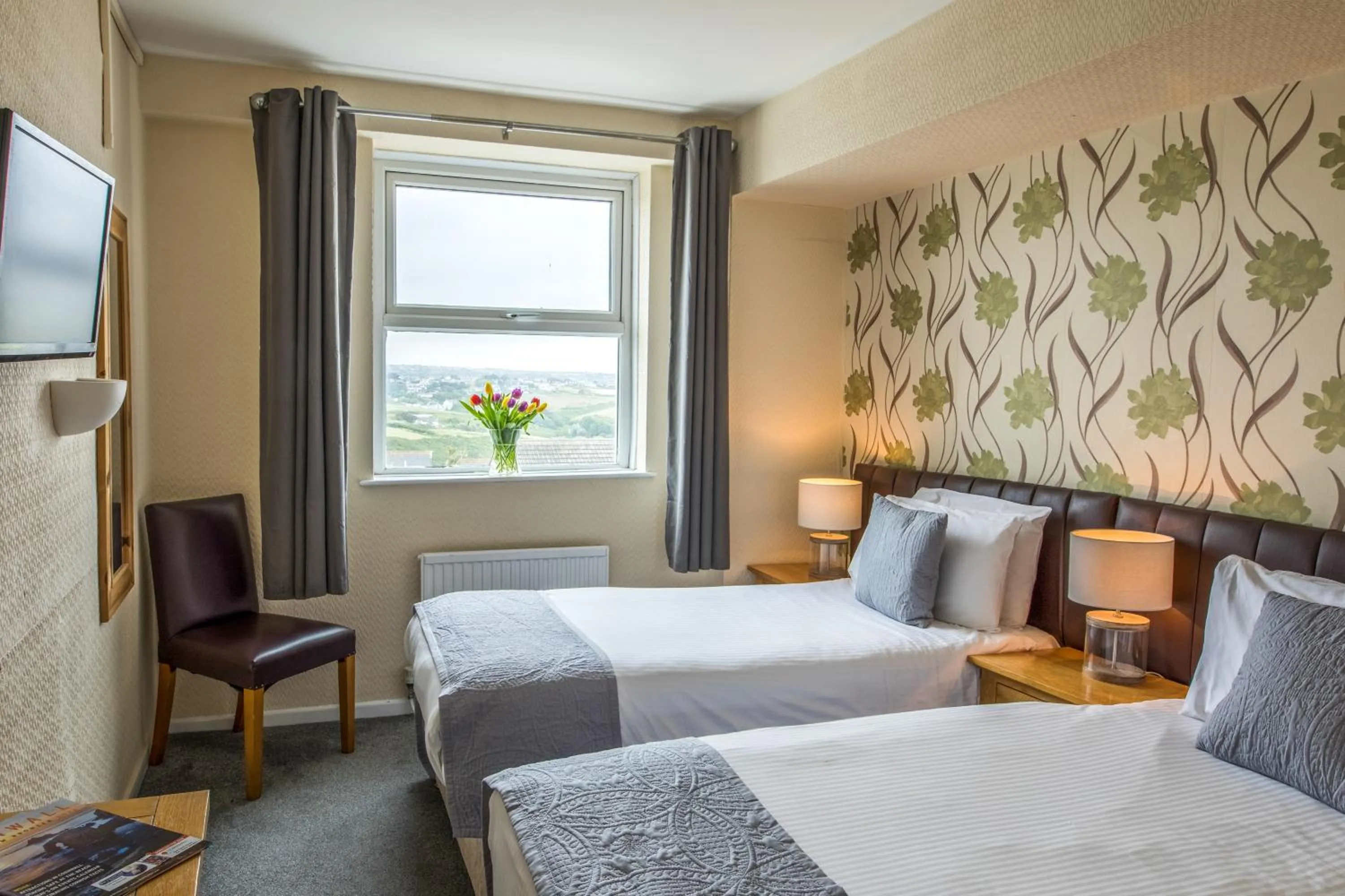 Bedroom, Bed in Pentire Newquay Cornwall Hotel