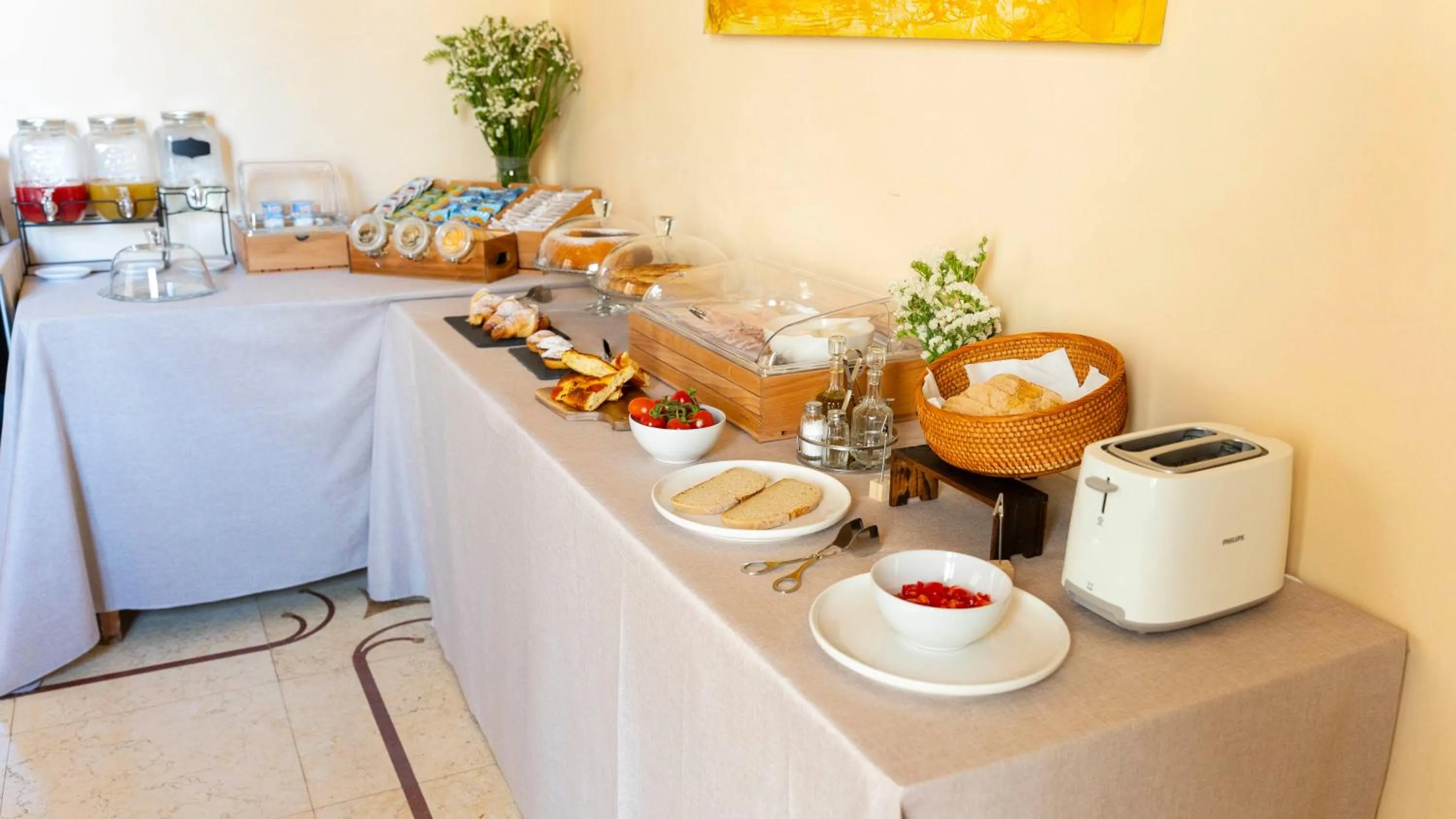 Food and drinks in Palazzo Insula