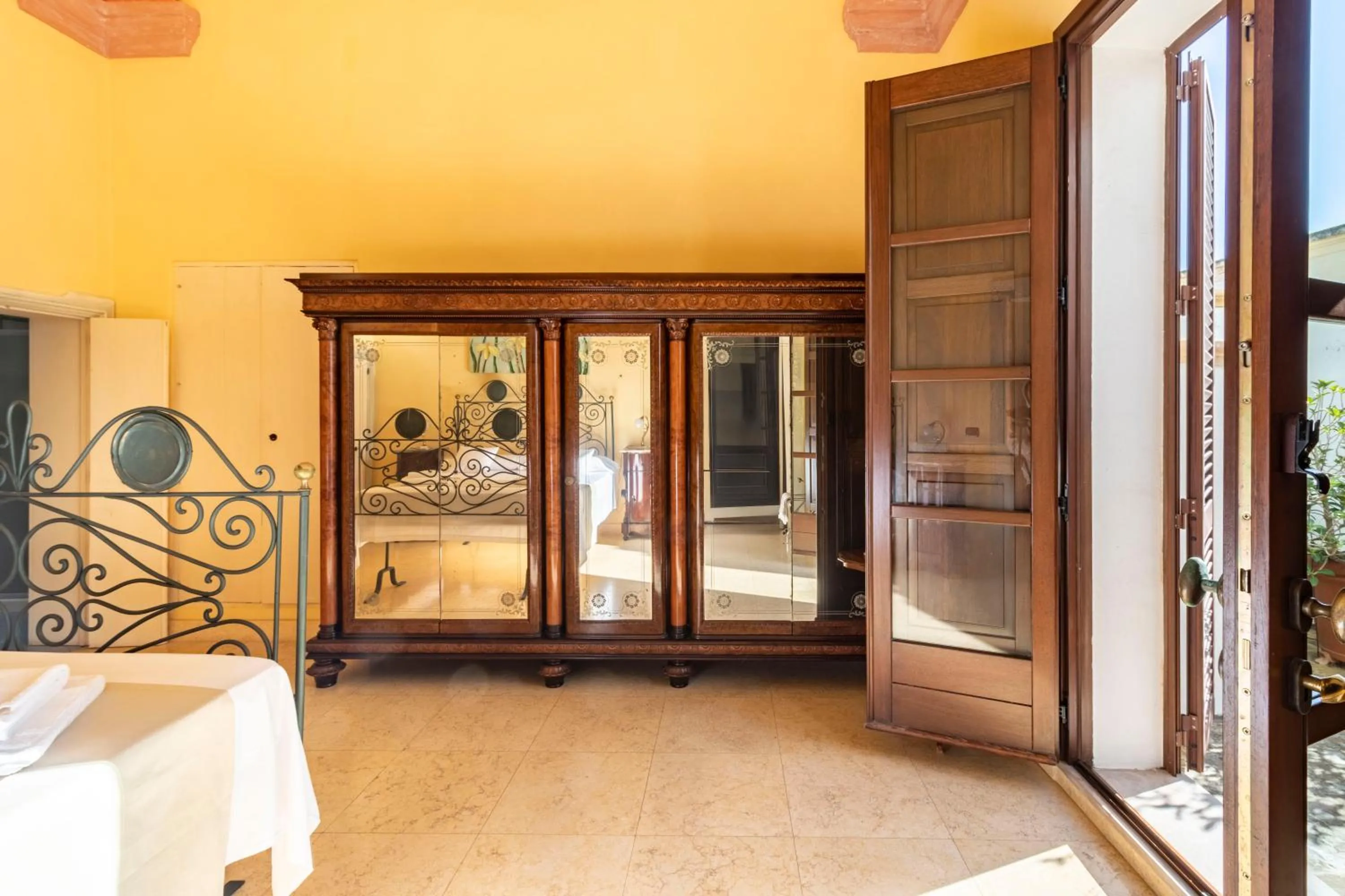 Bed in Palazzo Insula