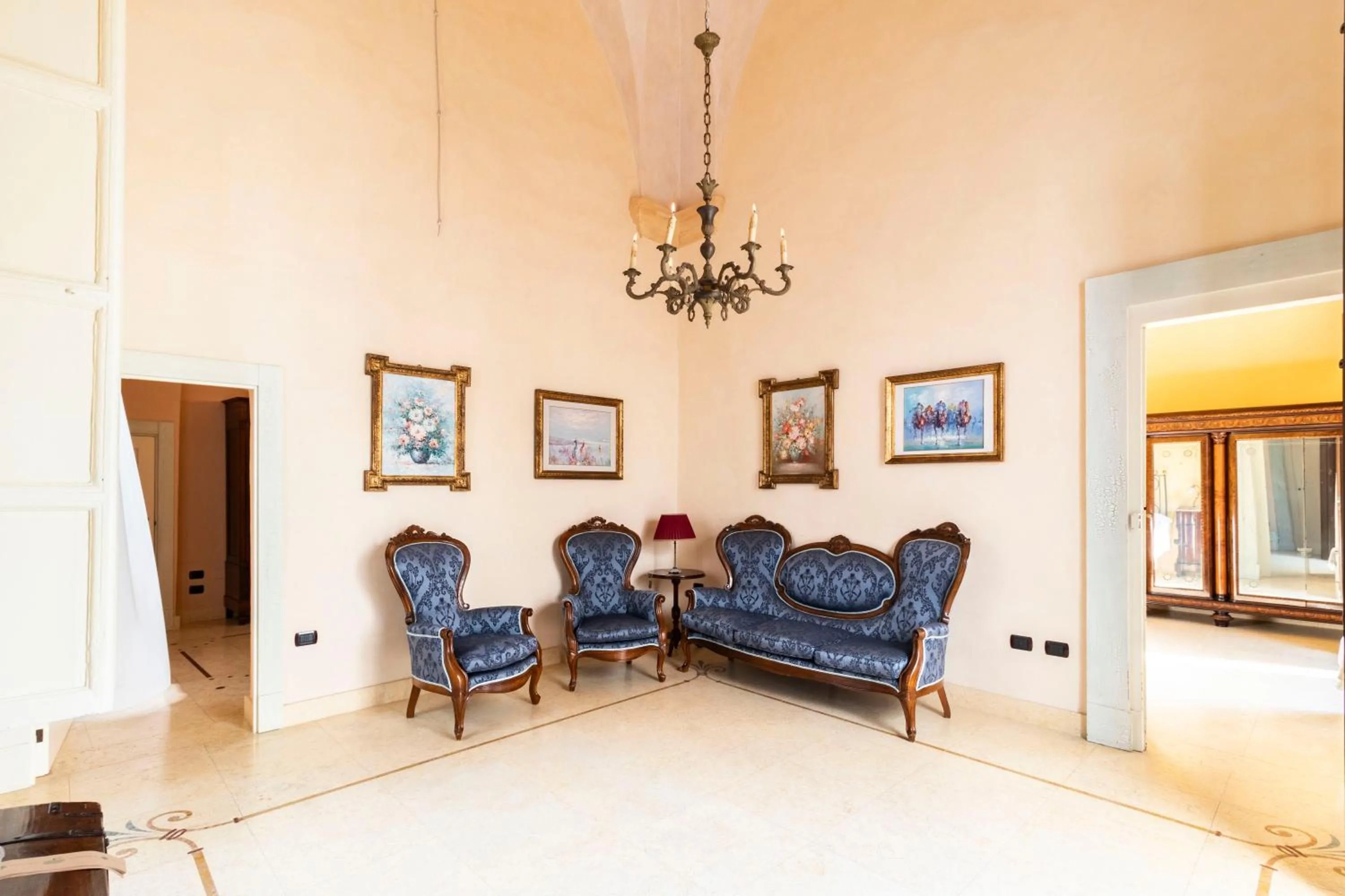 Living room in Palazzo Insula