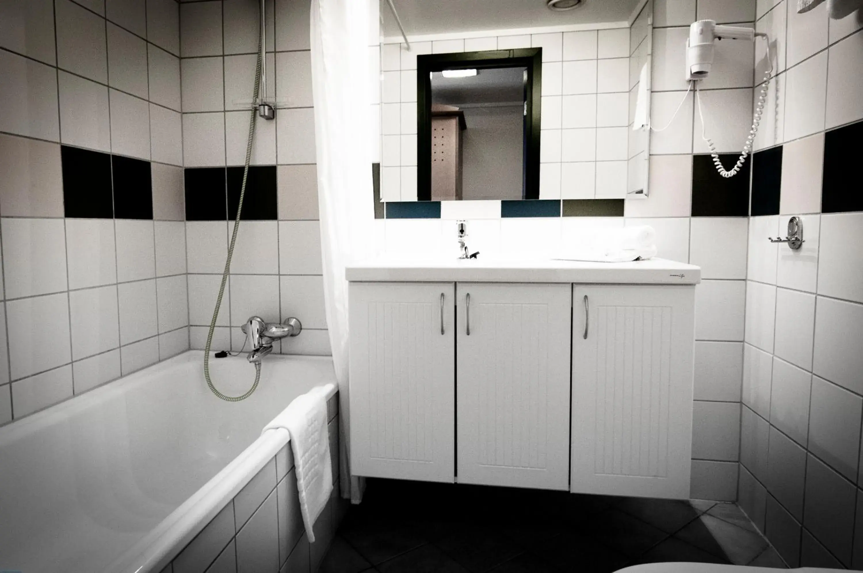 Double or Twin Room with Fjord View - single occupancy in Havila Hotel Geiranger Double or Twin Room with Fjord View - single occupancy in Havila Hotel Geiranger