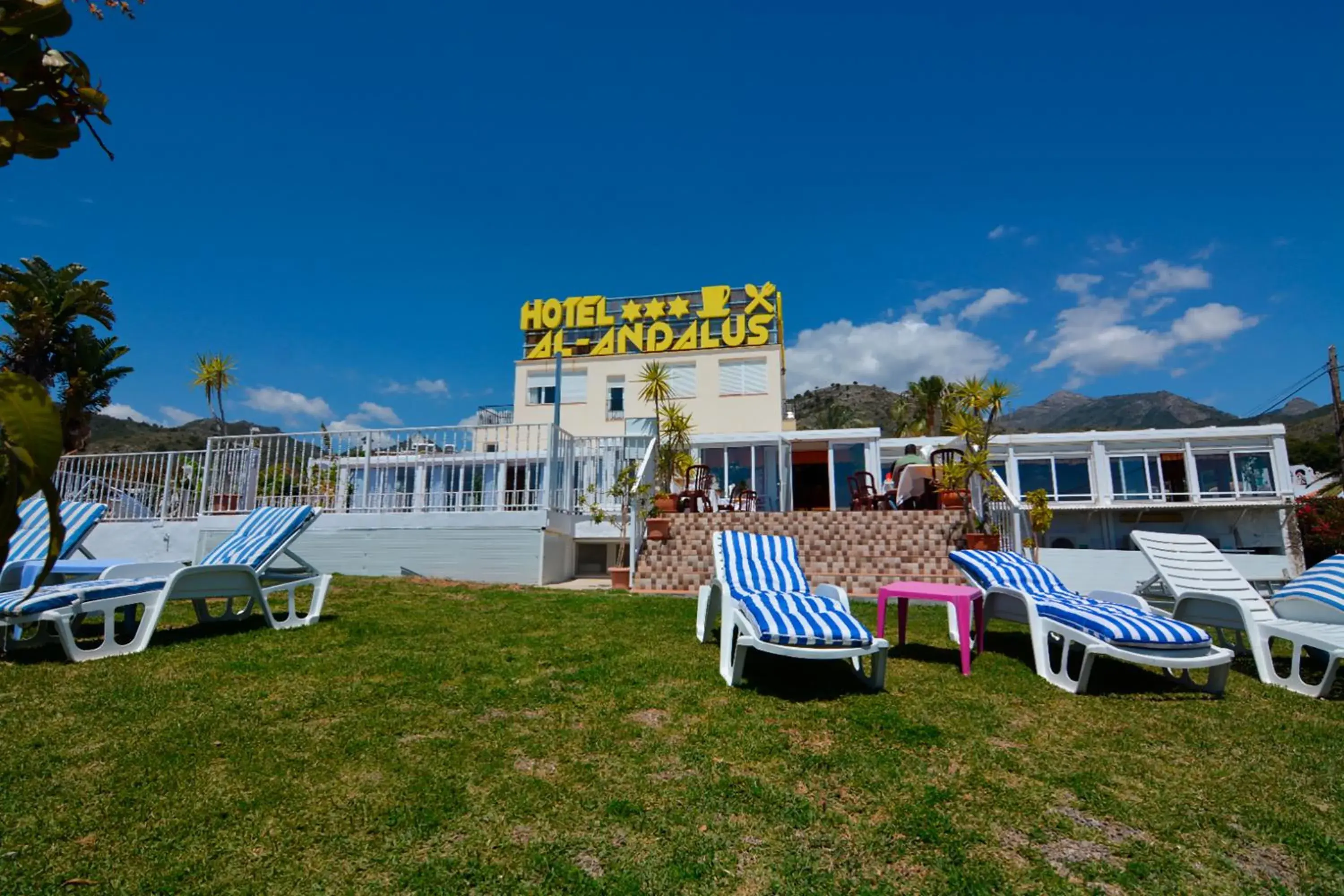 Swimming pool in Hotel Al-Andalus Swimming pool in Hotel Al-Andalus