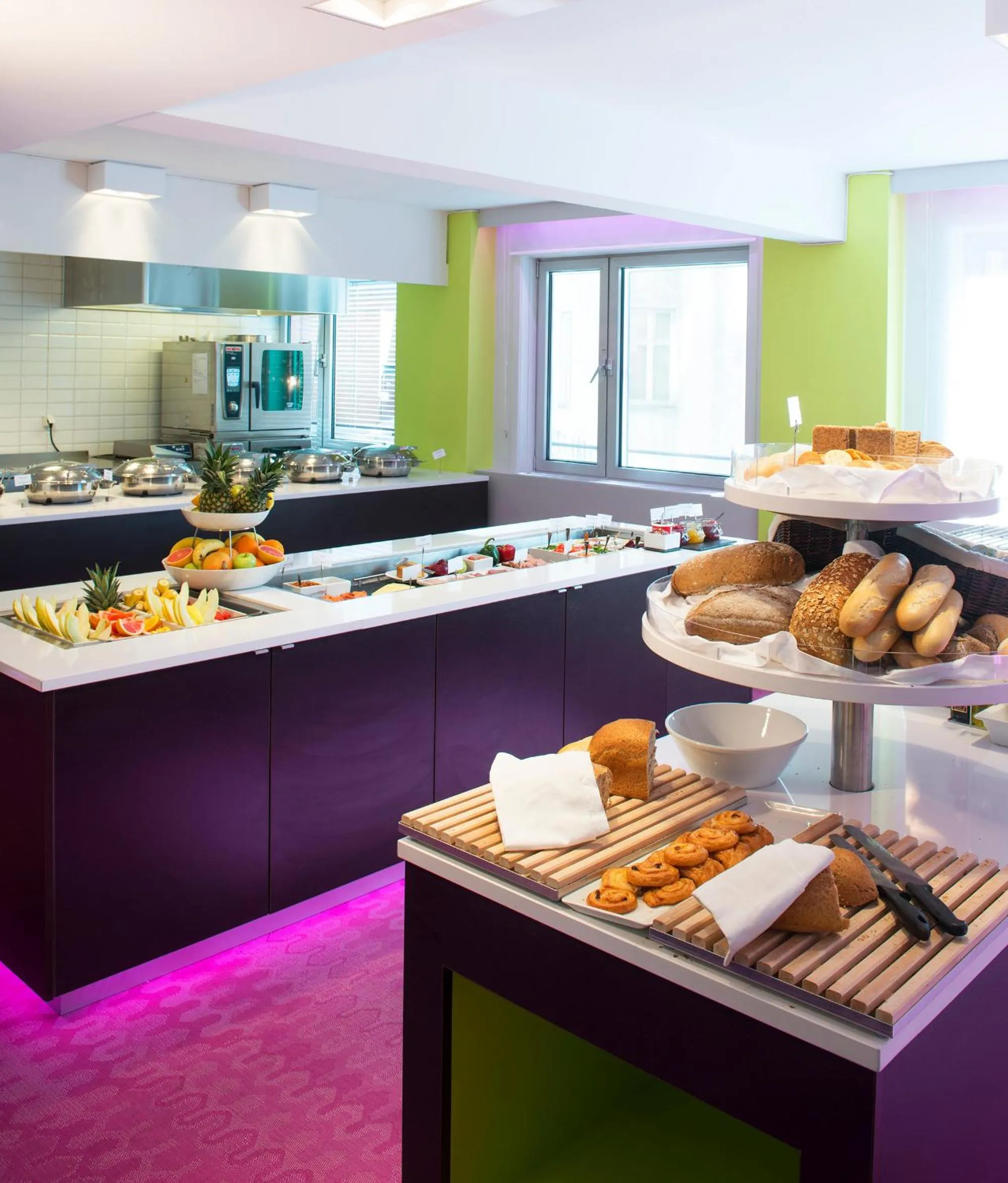 Restaurant/places to eat in MediInn Hotel Oslo