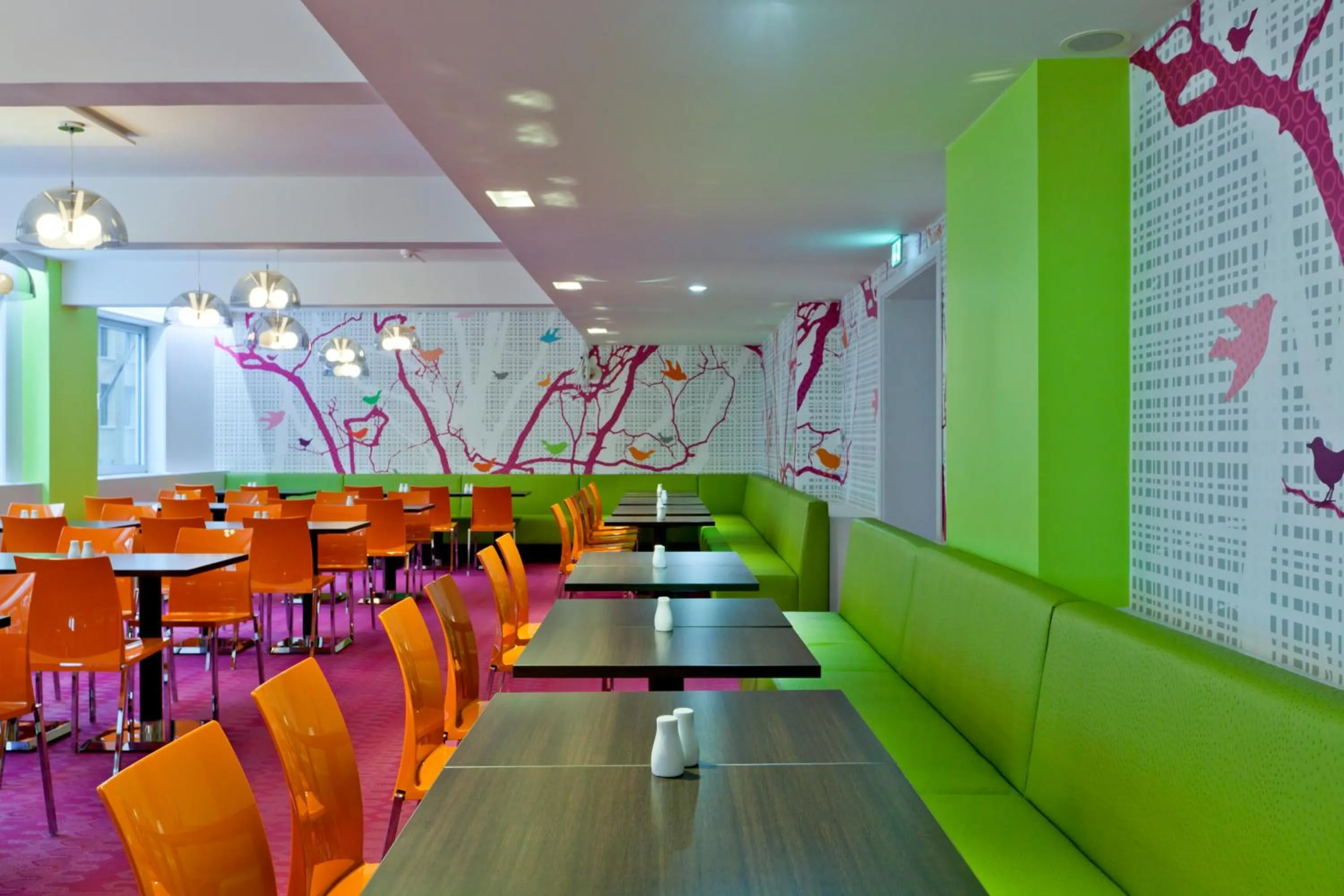 Restaurant/places to eat in MediInn Hotel Oslo