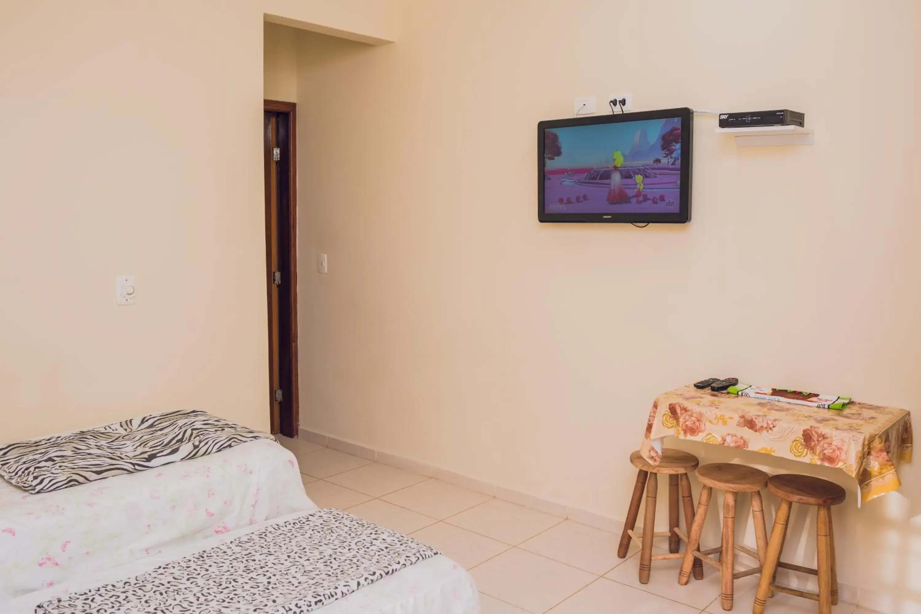 Photo of the whole room, Bed in Recanto das Tiribas Photo of the whole room, Bed in Recanto das Tiribas