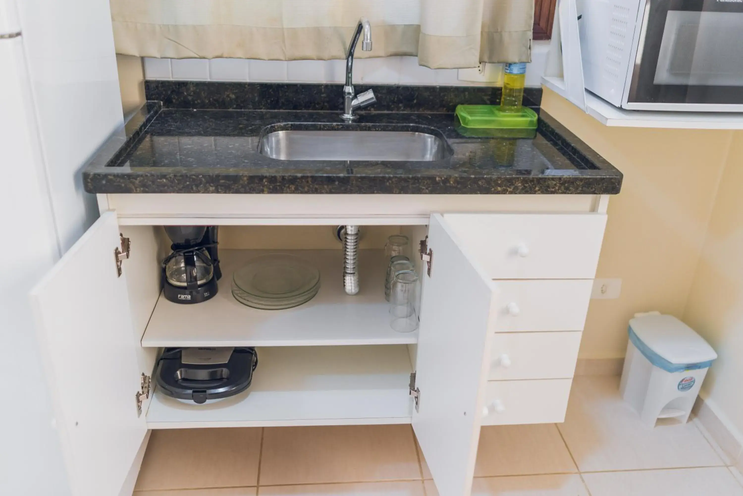 Quadruple Room with Private Bathroom in Recanto das Tiribas Quadruple Room with Private Bathroom in Recanto das Tiribas