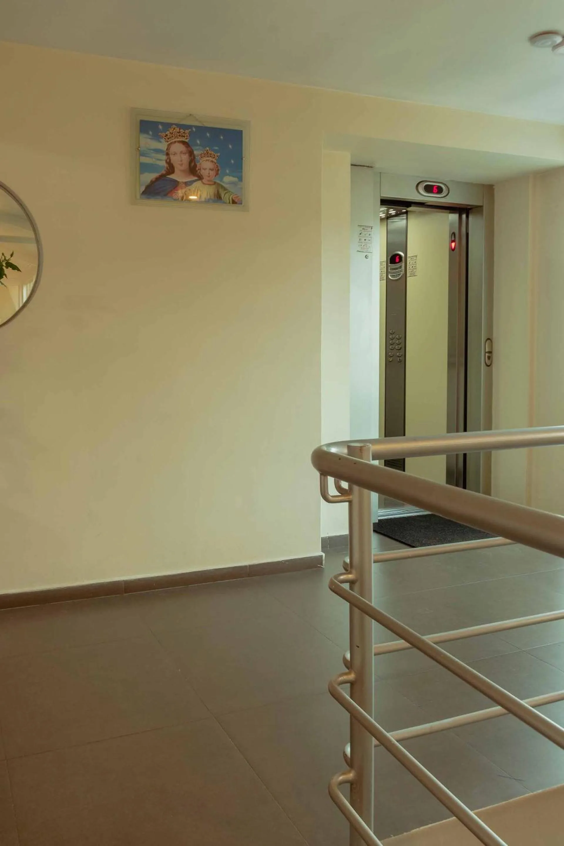 Area and facilities in Group House Apart Hotel