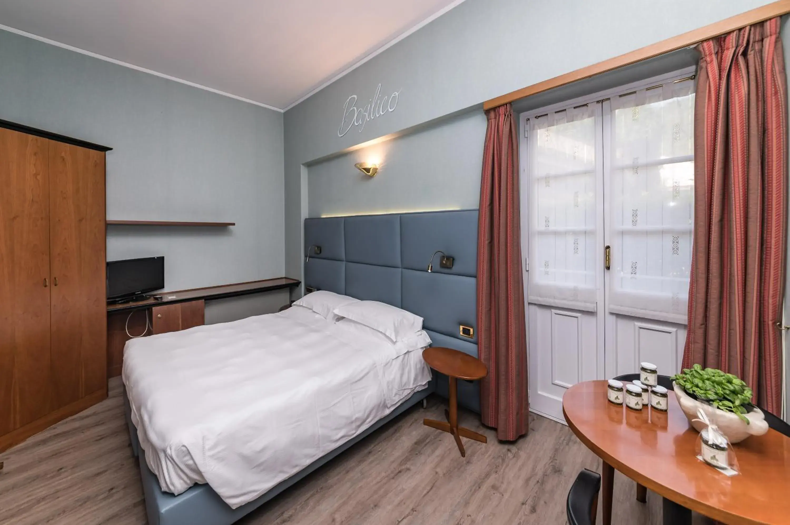 Bedroom, Bed in Manuelina Taste Hotel Bedroom, Bed in Manuelina Taste Hotel