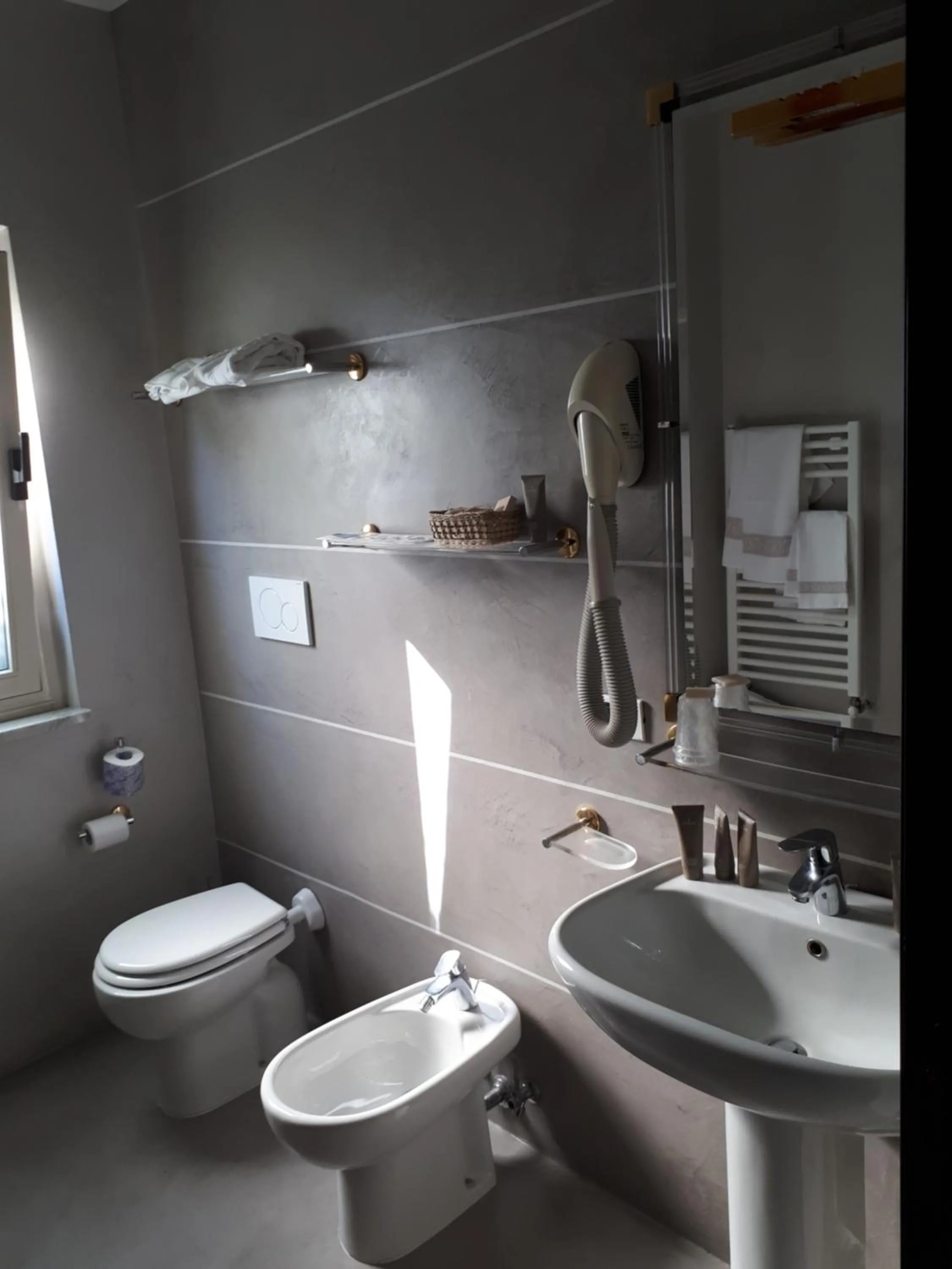 Autumn in Manuelina Taste Hotel