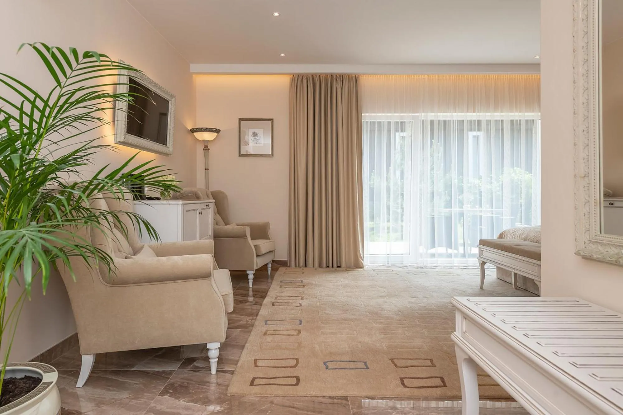 Spring in Hotel Pušų paunksnėje