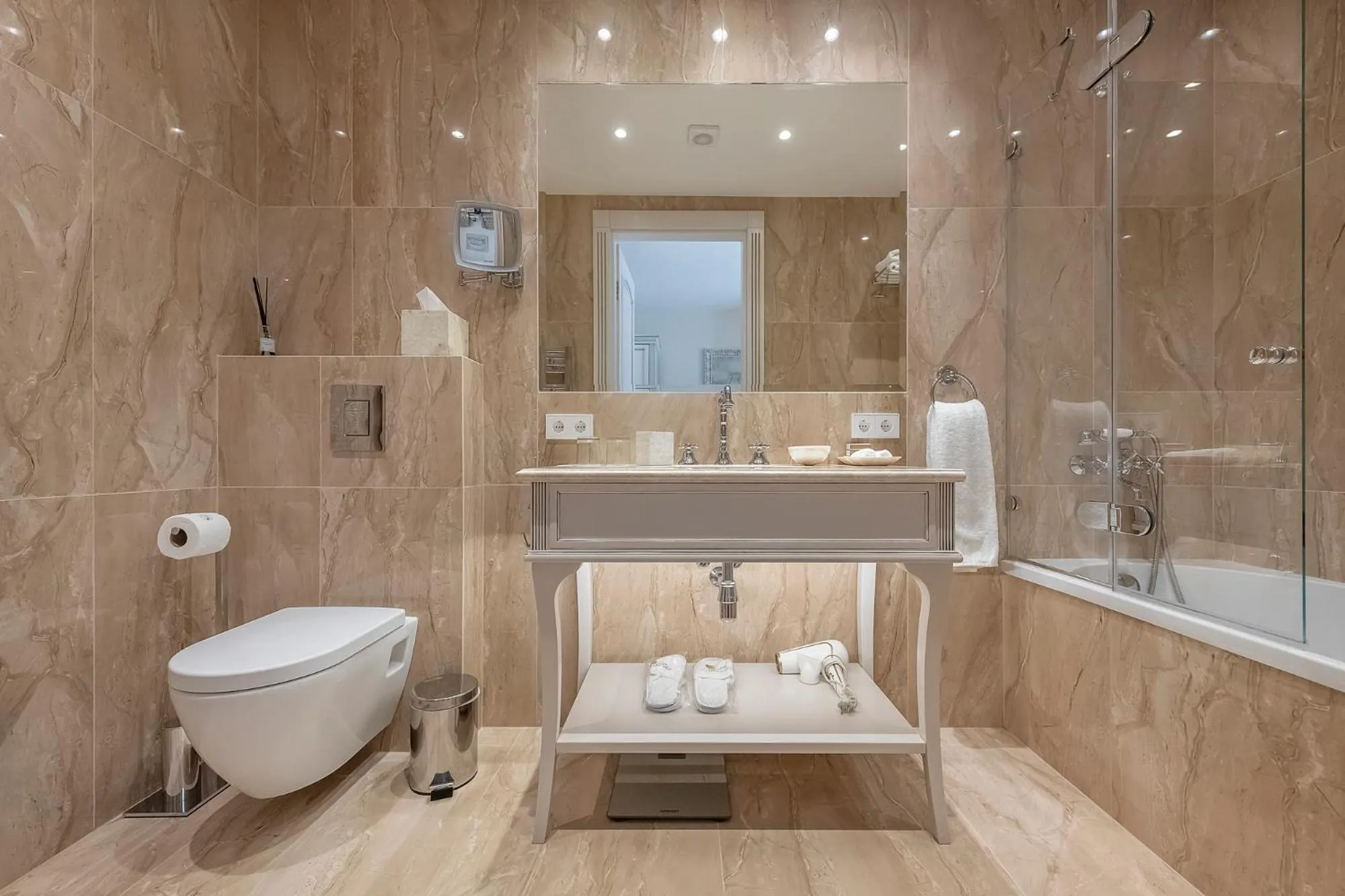 Toilet in Hotel Pušų paunksnėje