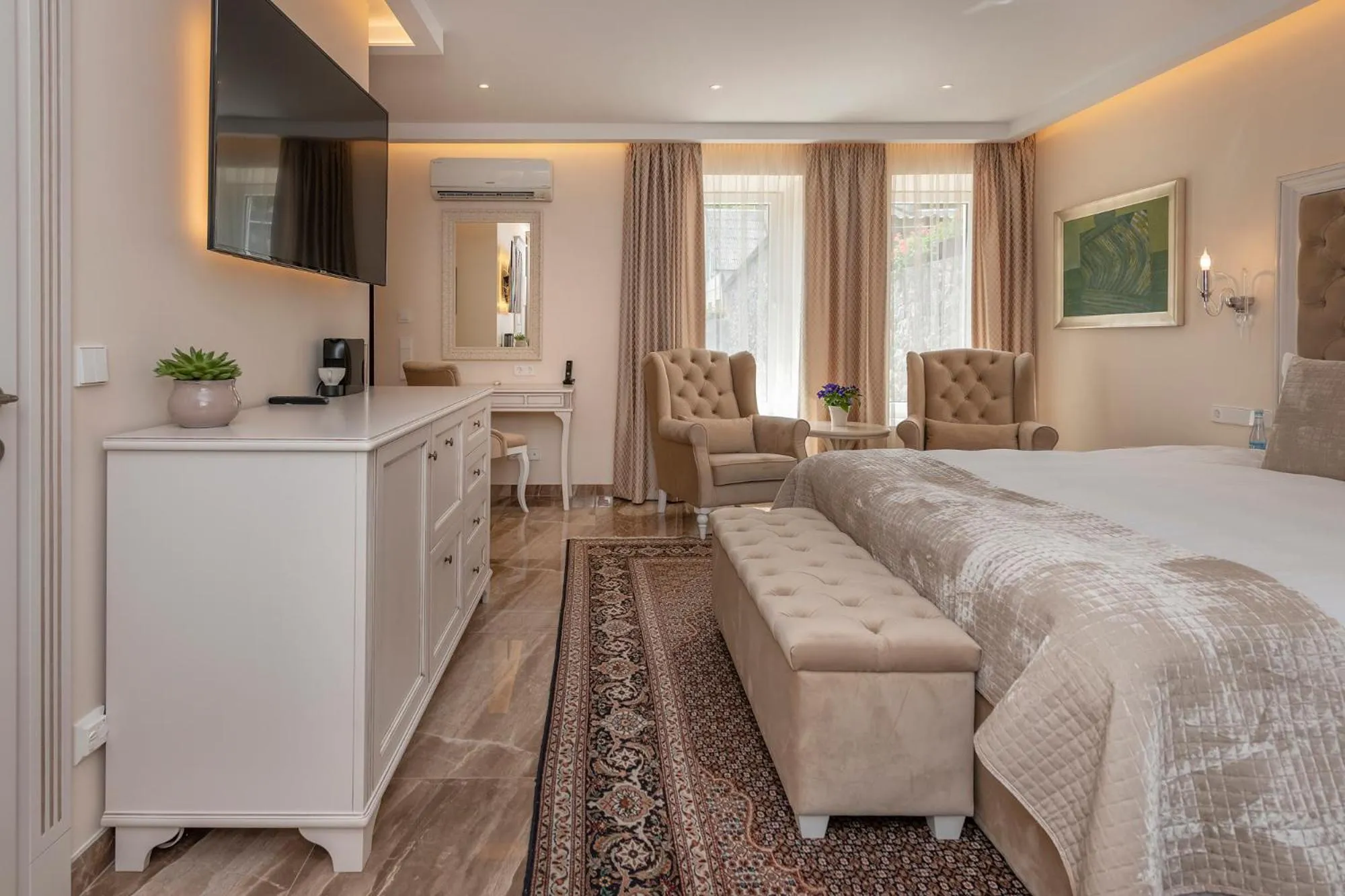 Spring, Bed in Hotel Pušų paunksnėje